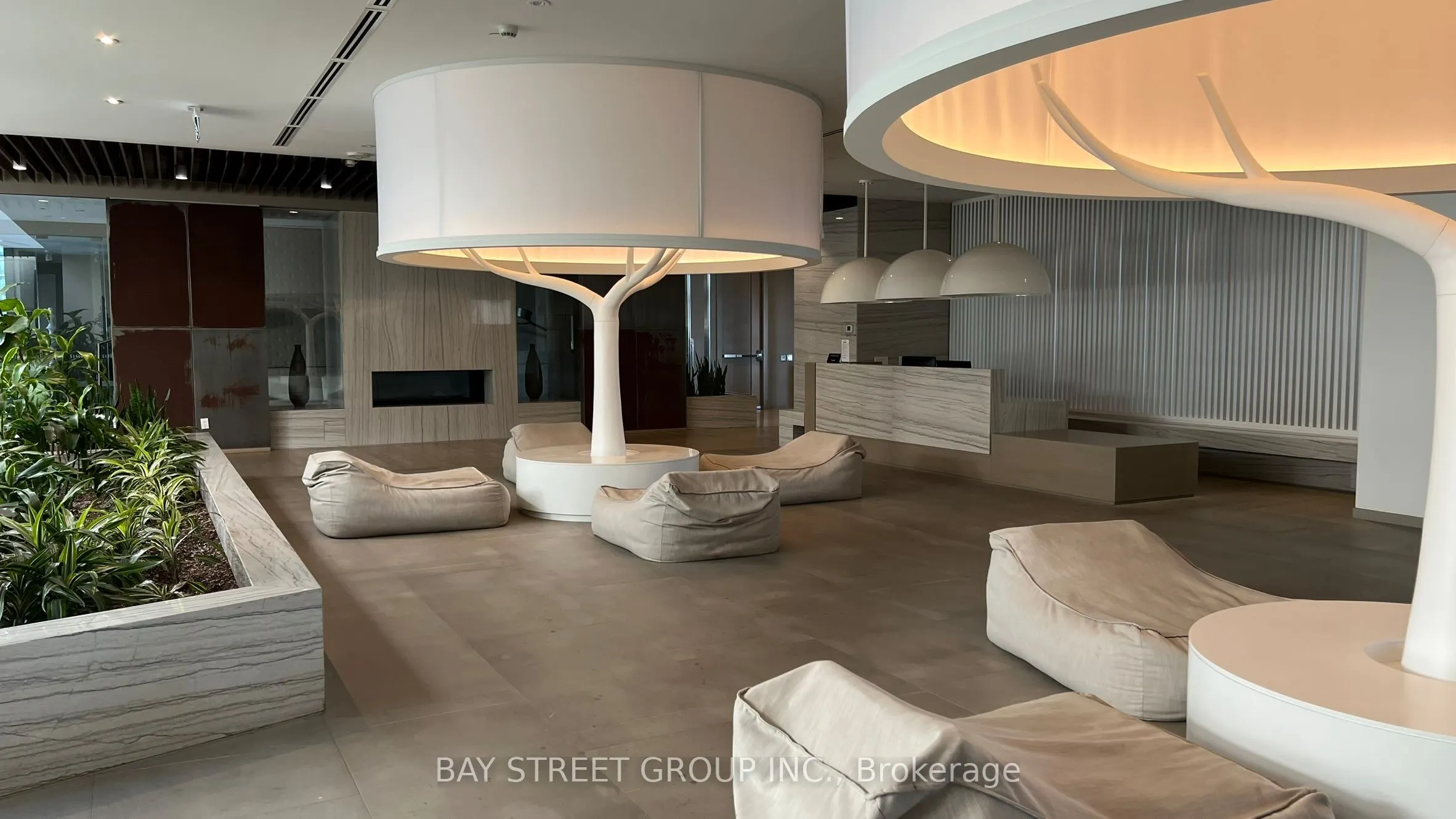100 Harbour Street, #3302