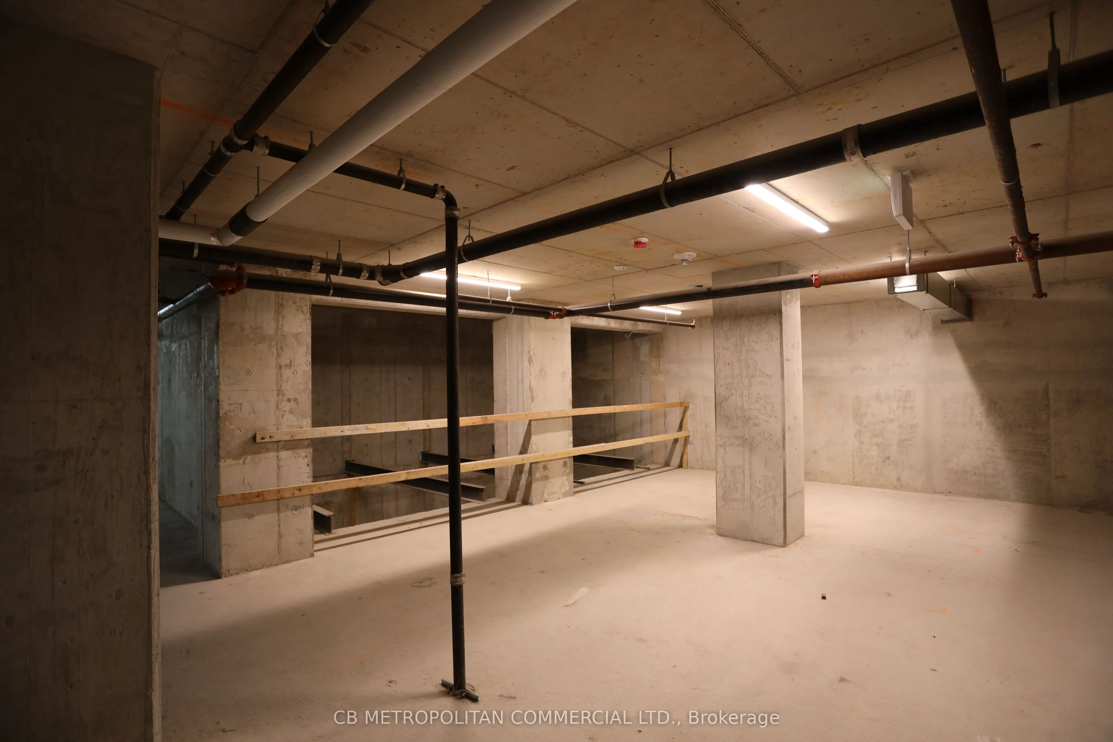 5250 Yonge Street, #Upper Market