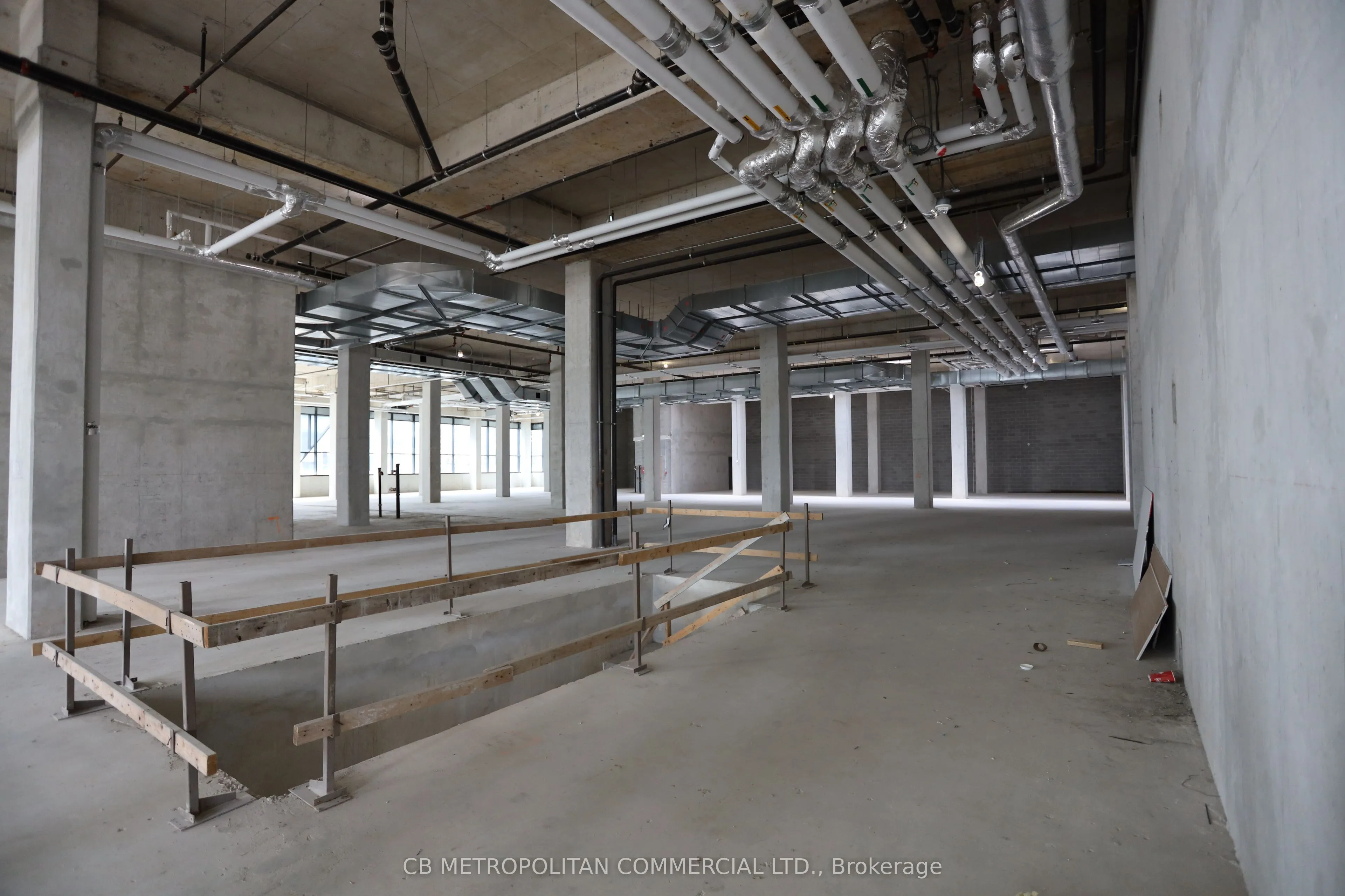 5250 Yonge Street, #Upper Market