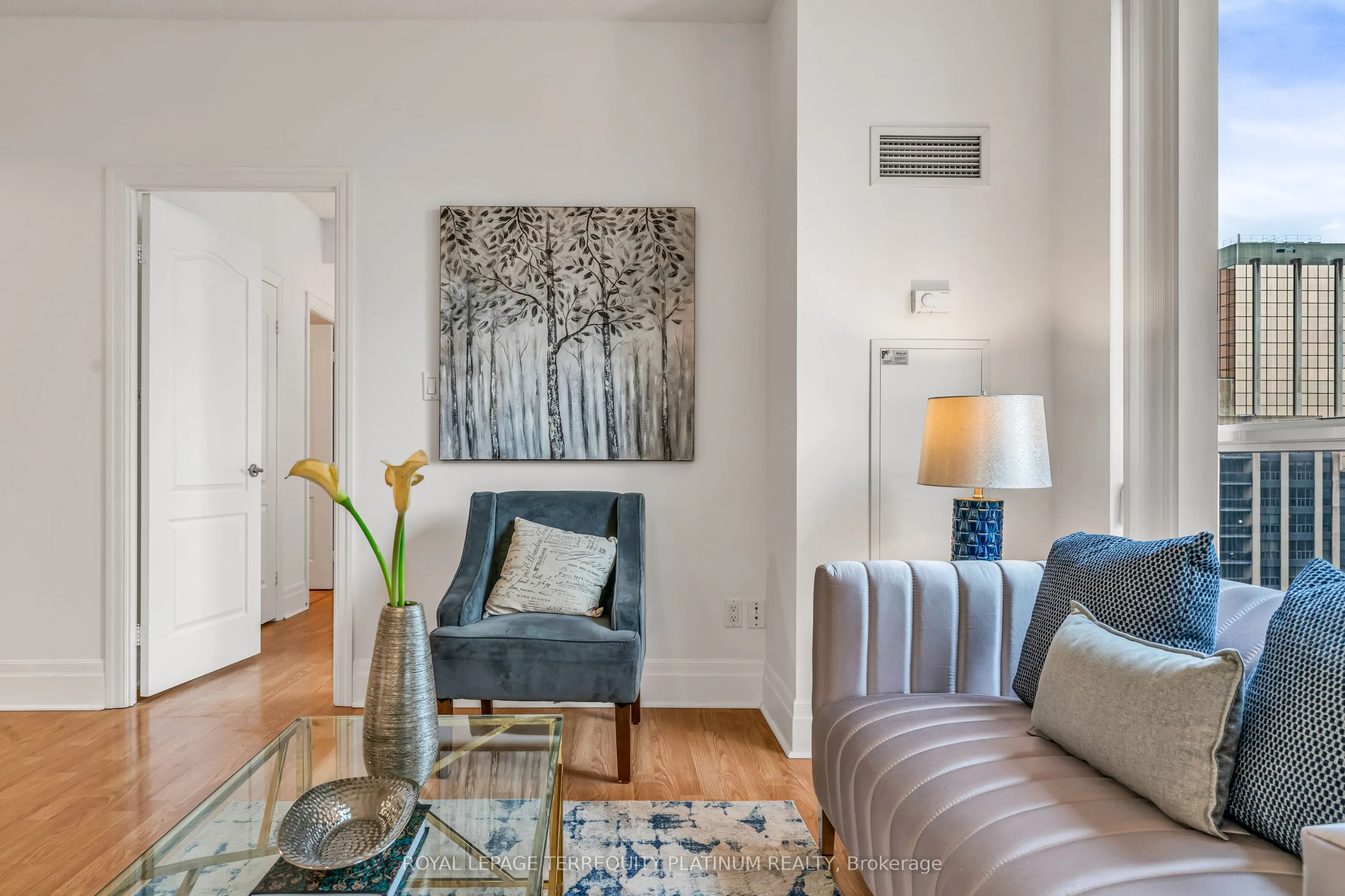 188 Doris Avenue, #1902