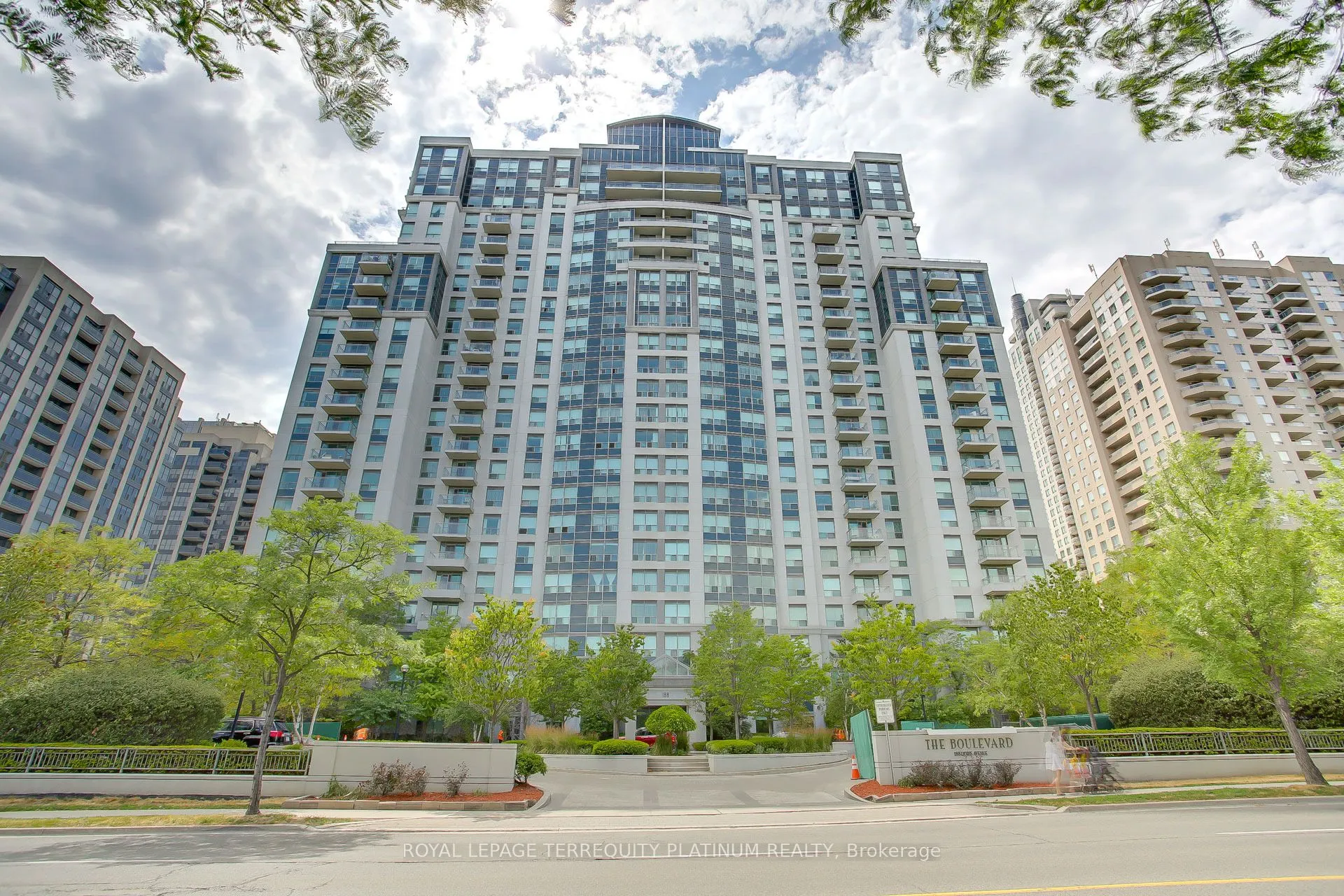 188 Doris Avenue, #1902