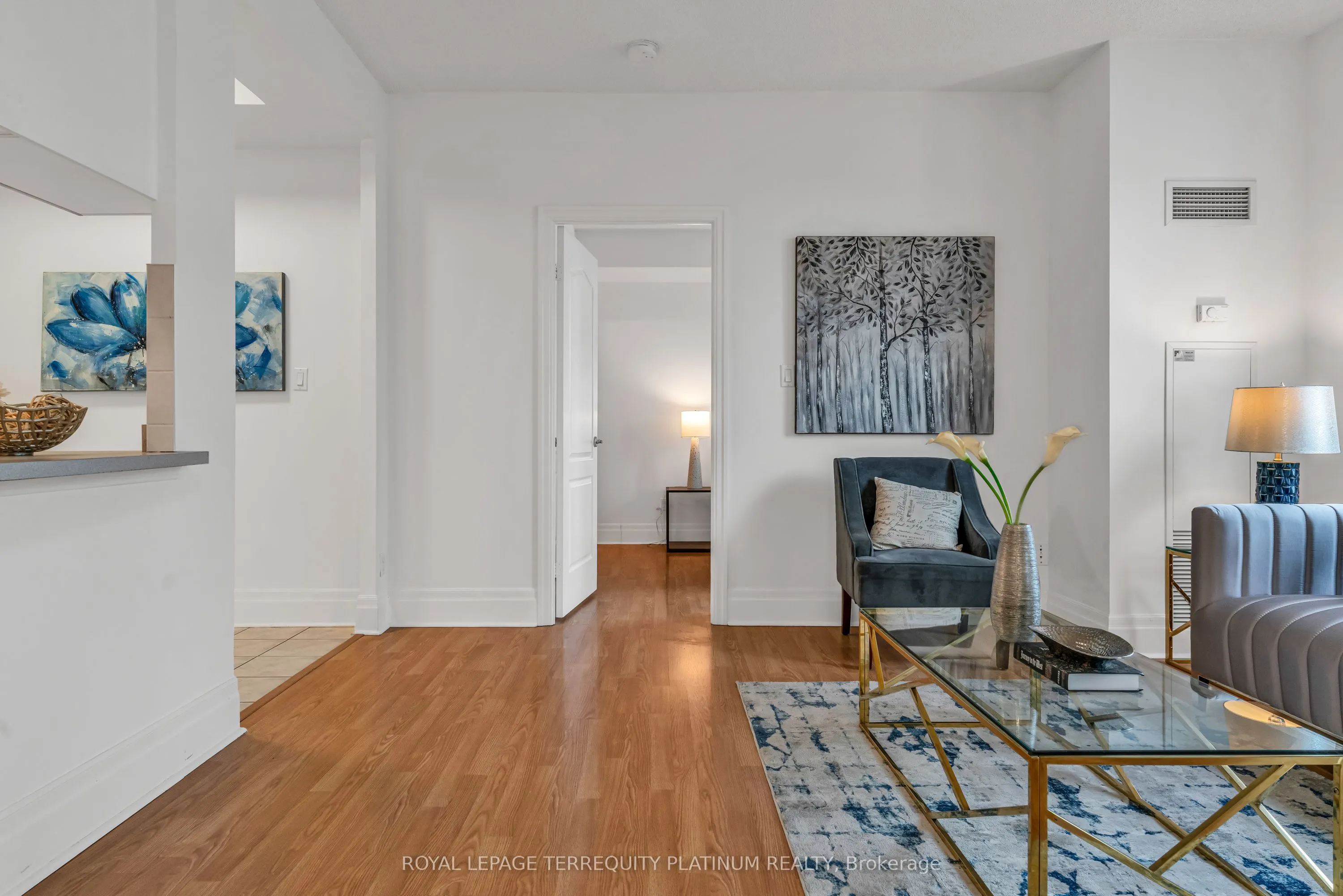 188 Doris Avenue, #1902