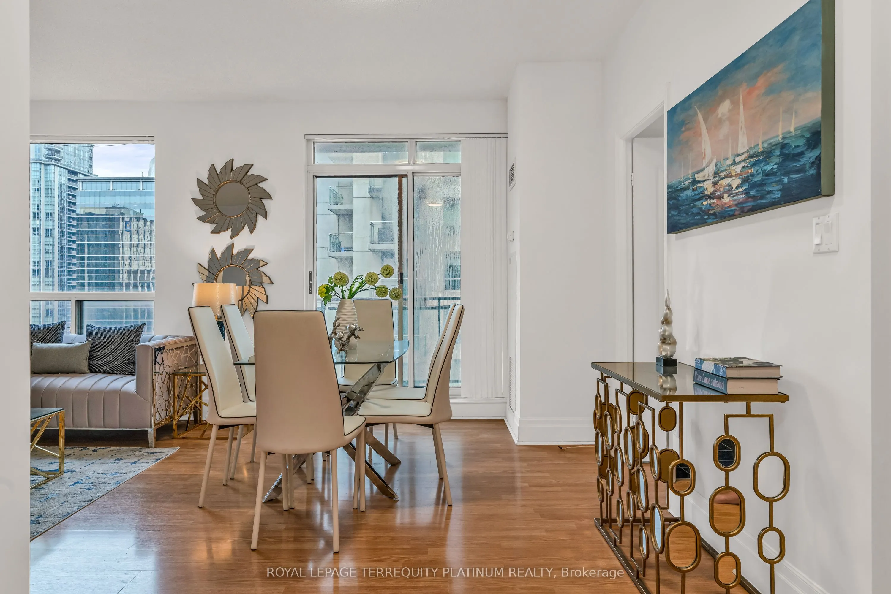 188 Doris Avenue, #1902
