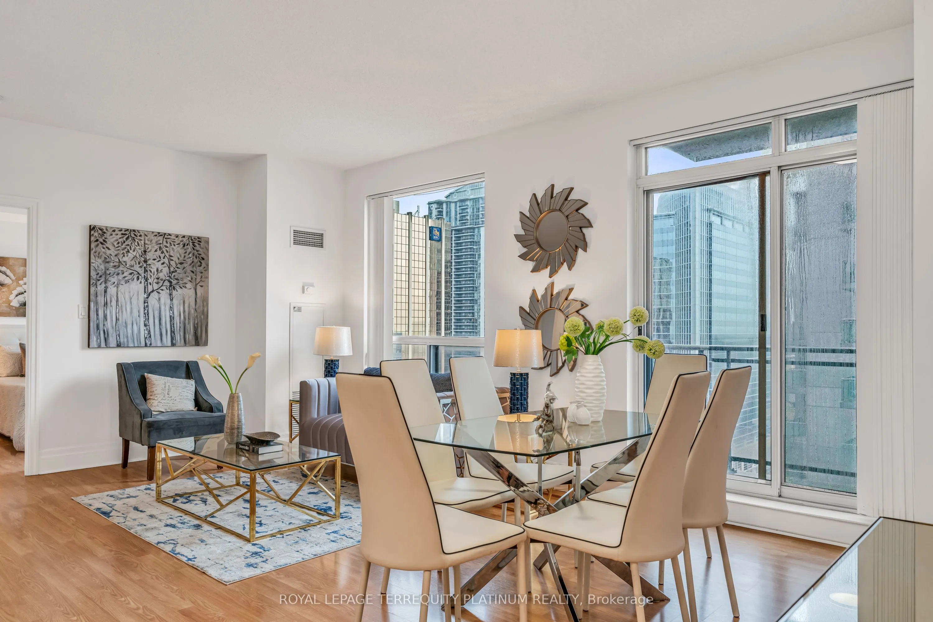 188 Doris Avenue, #1902