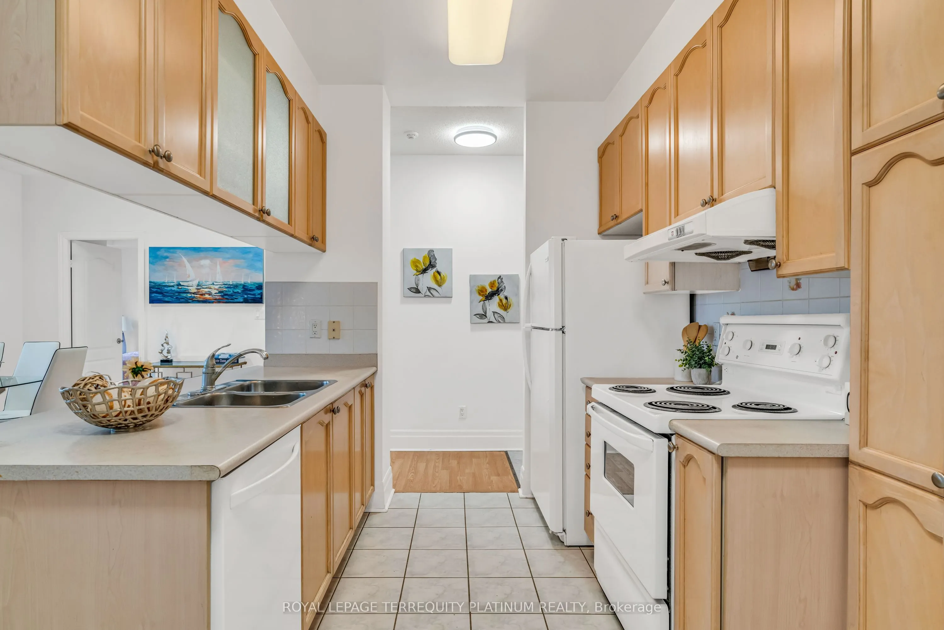 188 Doris Avenue, #1902