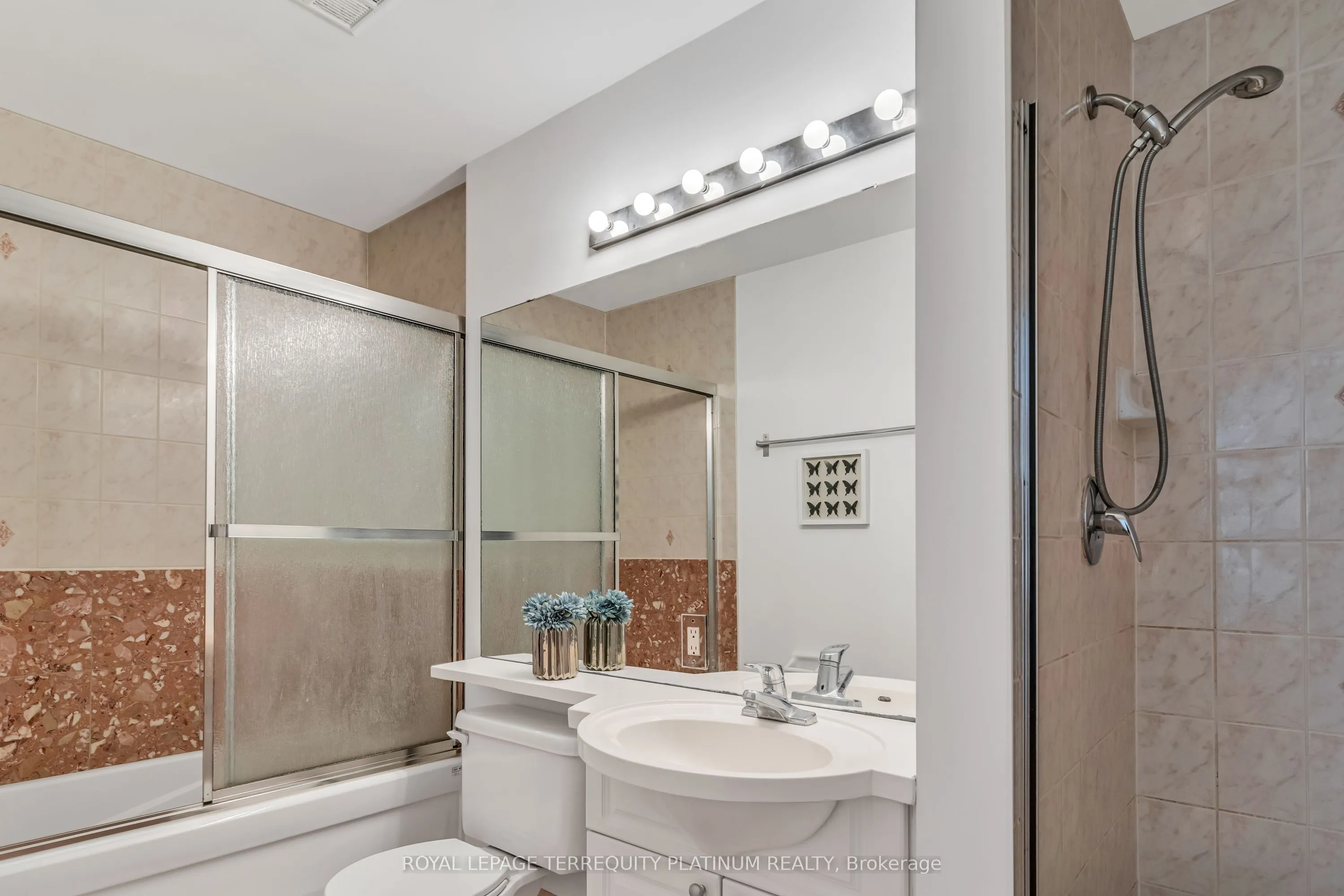 188 Doris Avenue, #1902