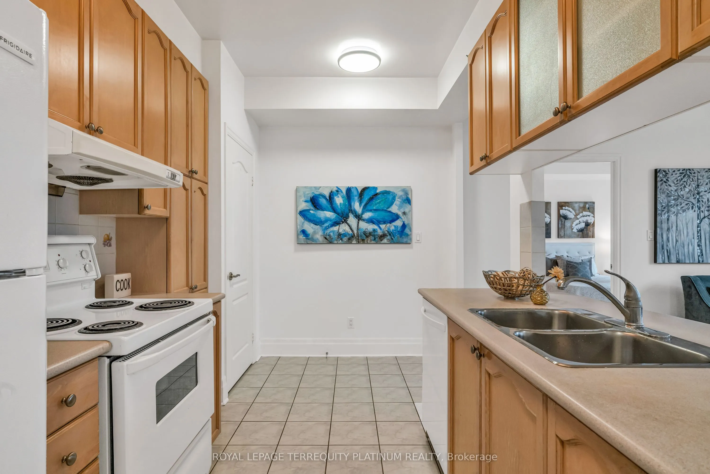 188 Doris Avenue, #1902
