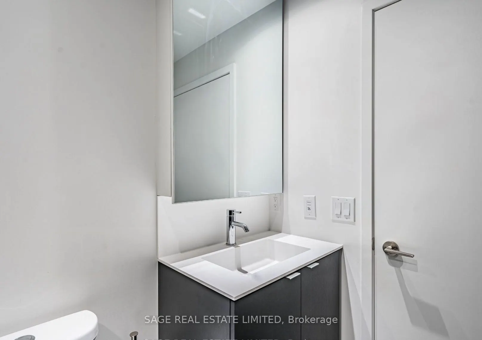 20 Edward Street, #2319