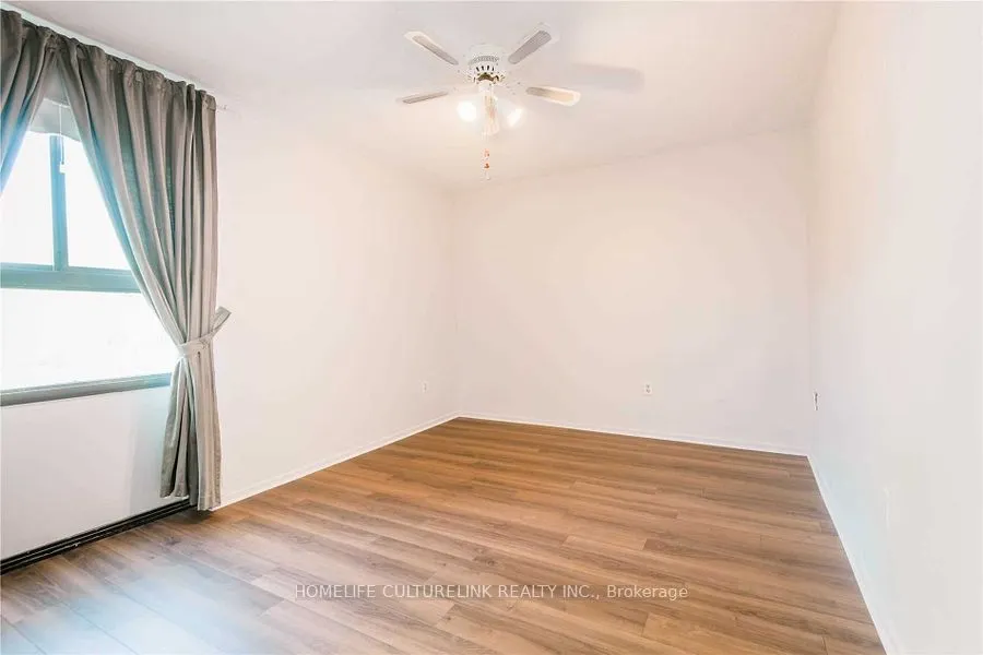 177 Linus Road E, #201