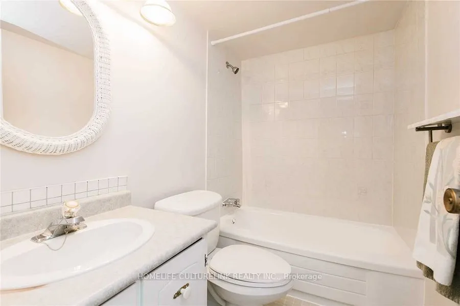 177 Linus Road E, #201