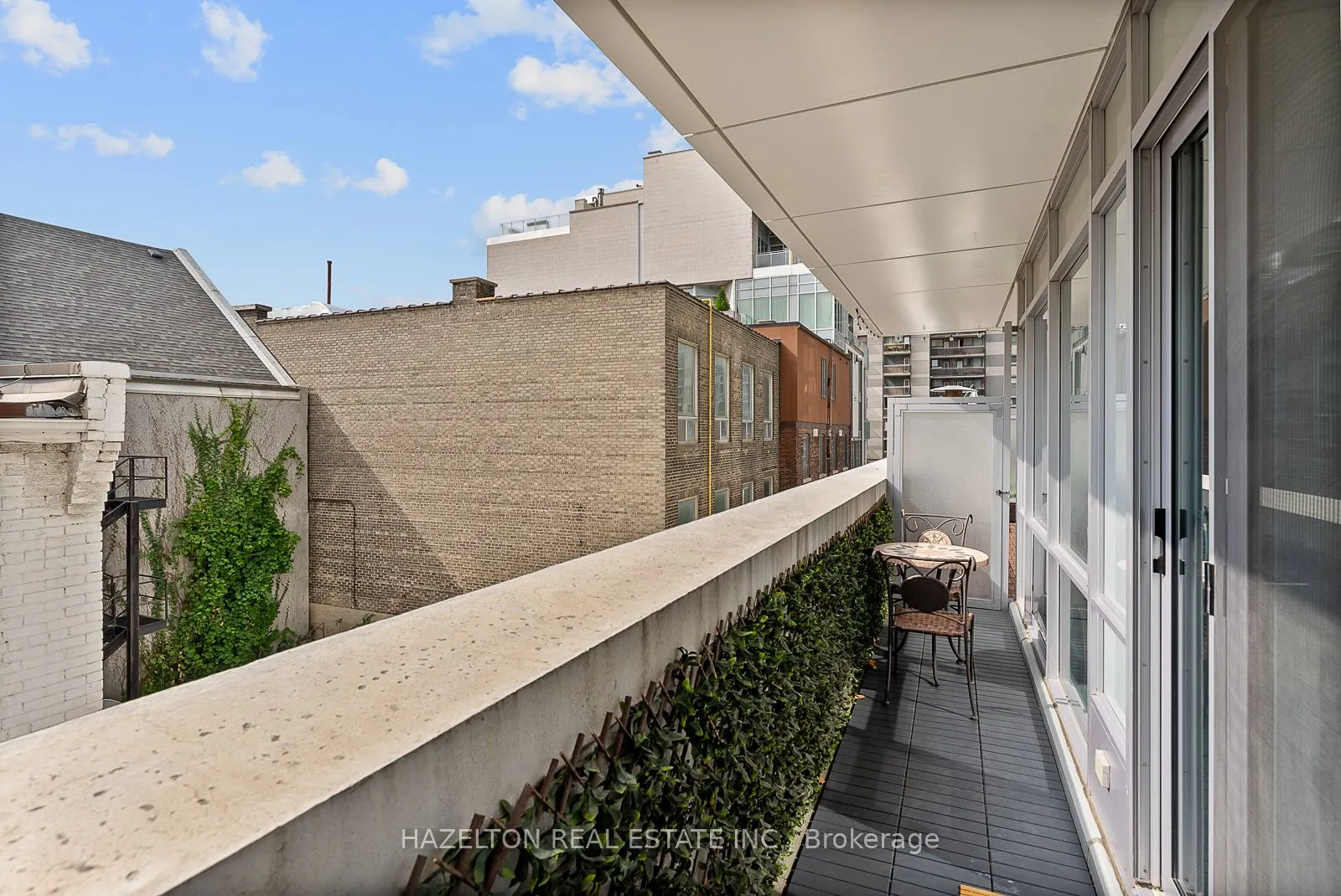 170 Avenue Road, #211