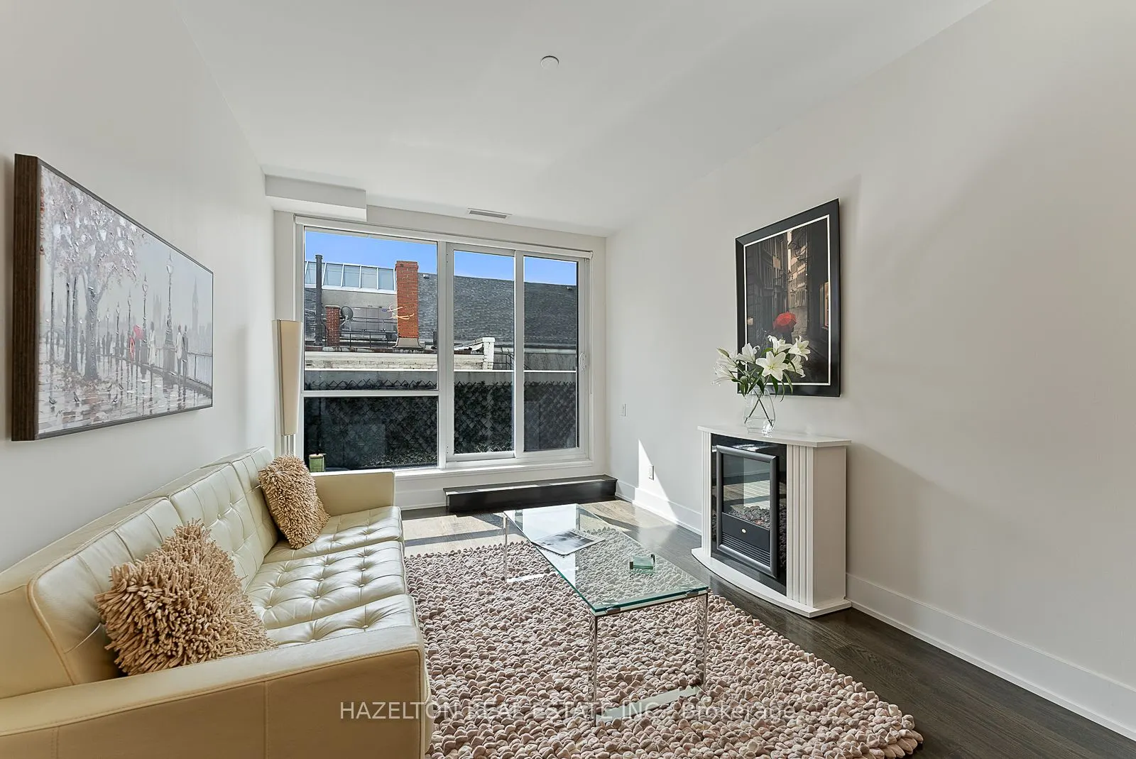 170 Avenue Road, #211