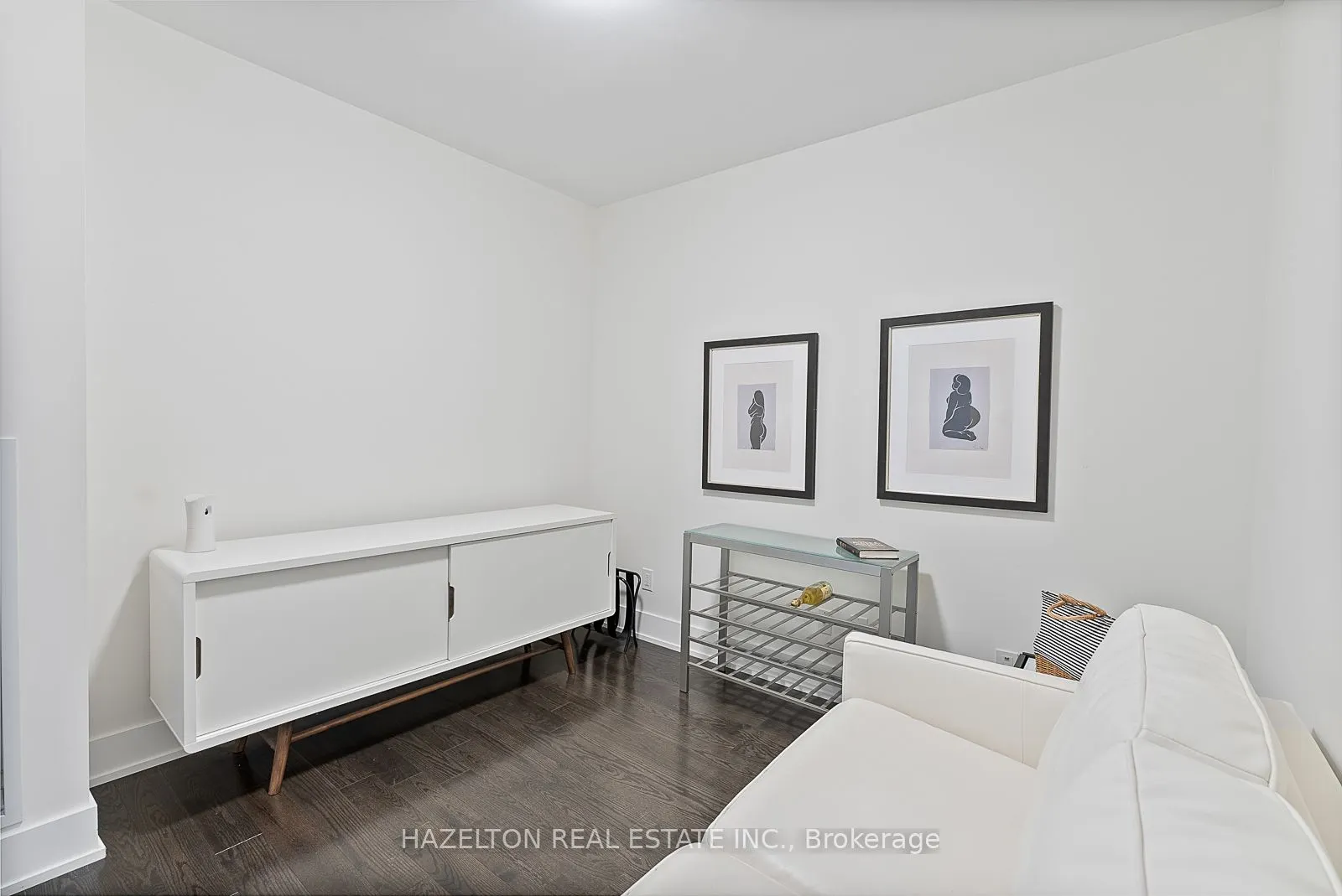 170 Avenue Road, #211