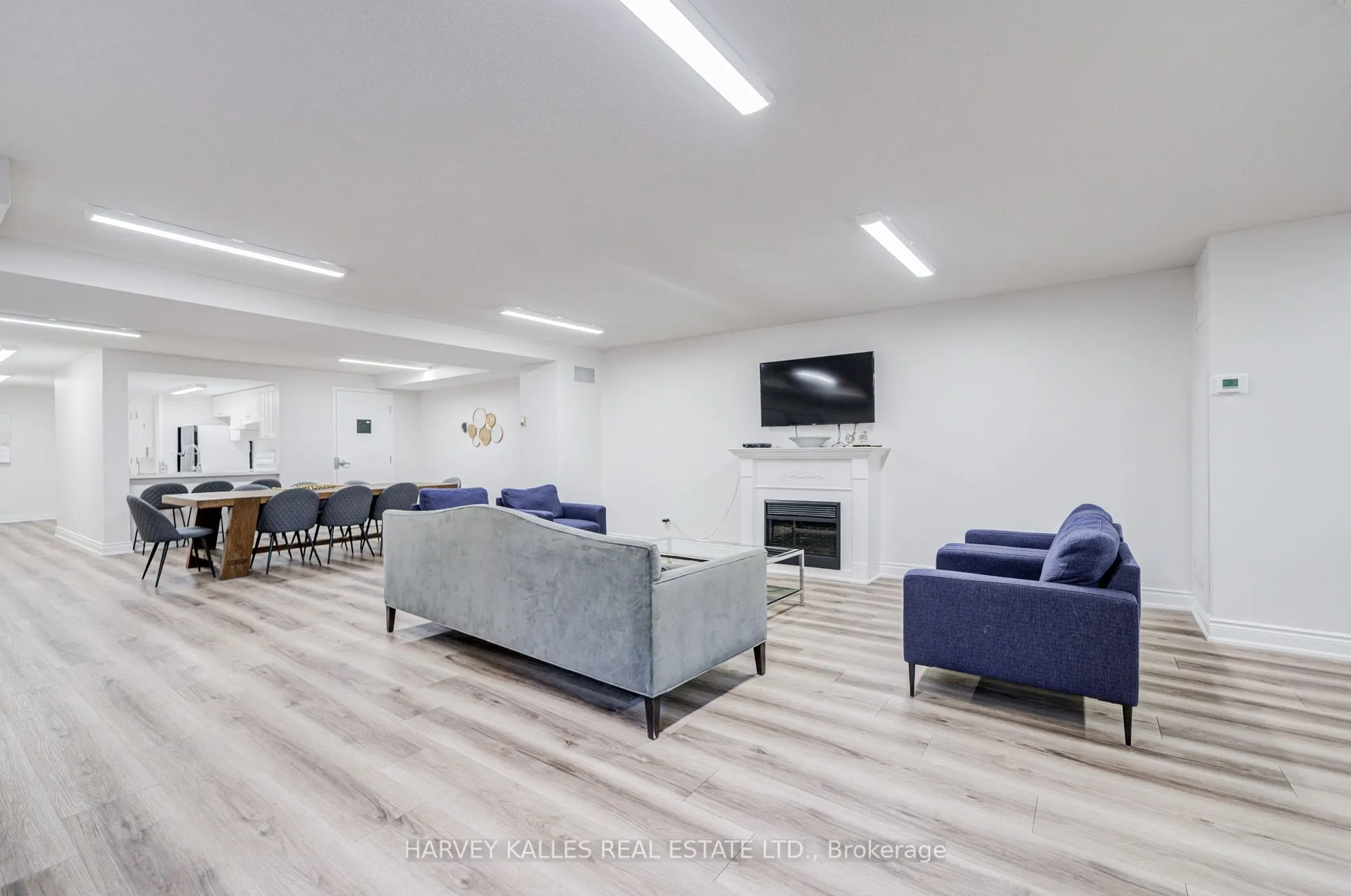 260 Merton Street, #210