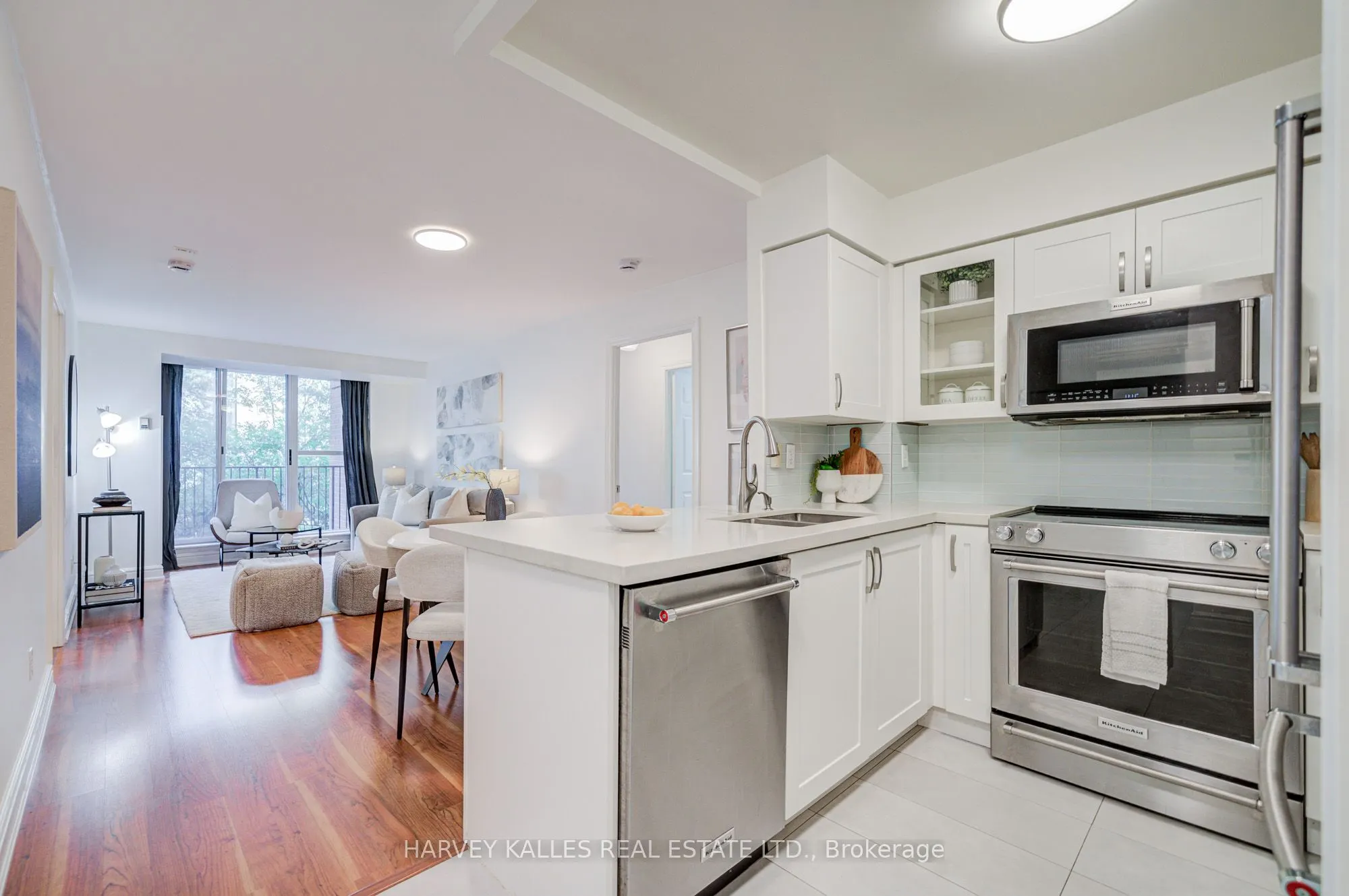 260 Merton Street, #210