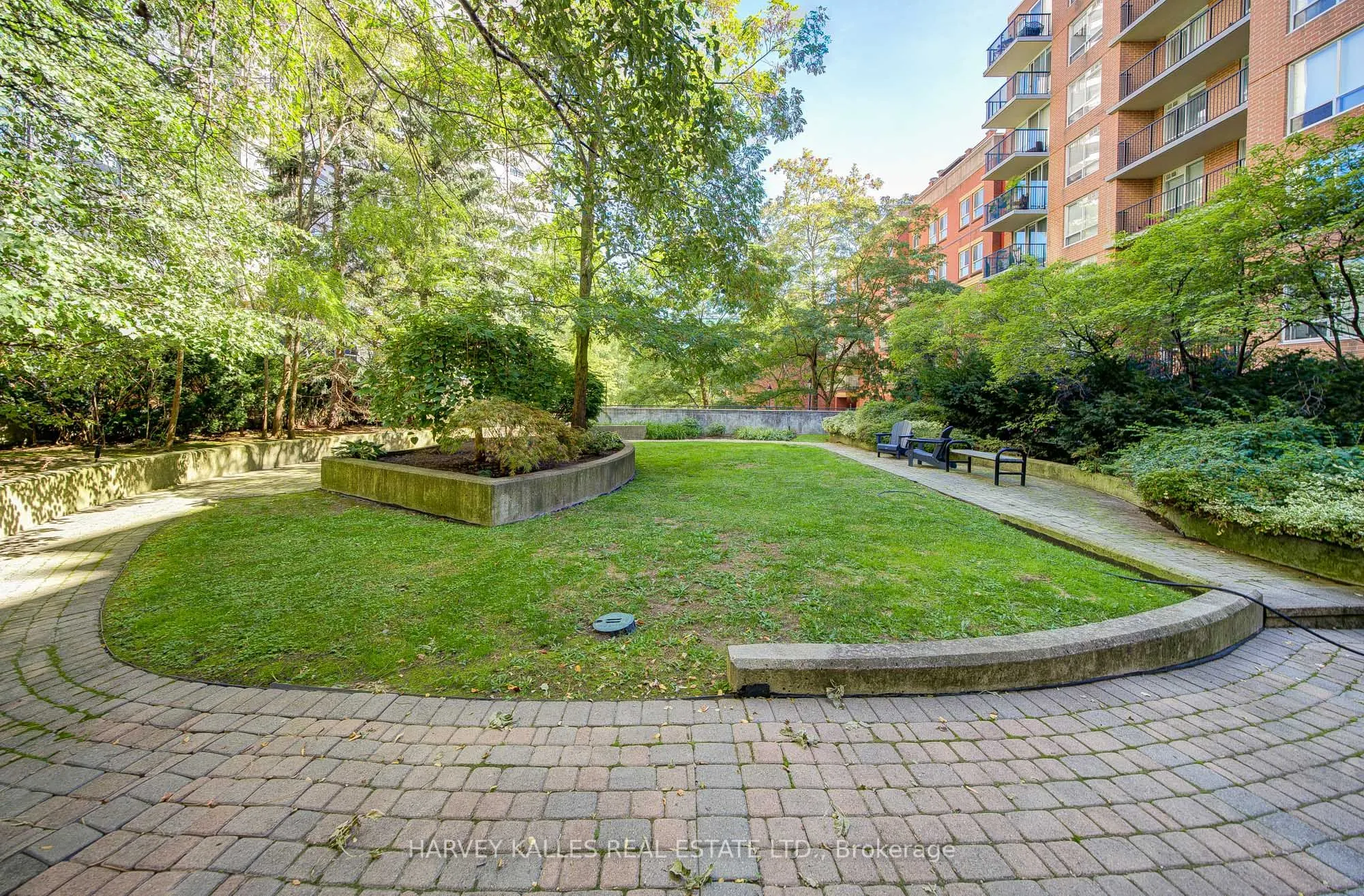 260 Merton Street, #210