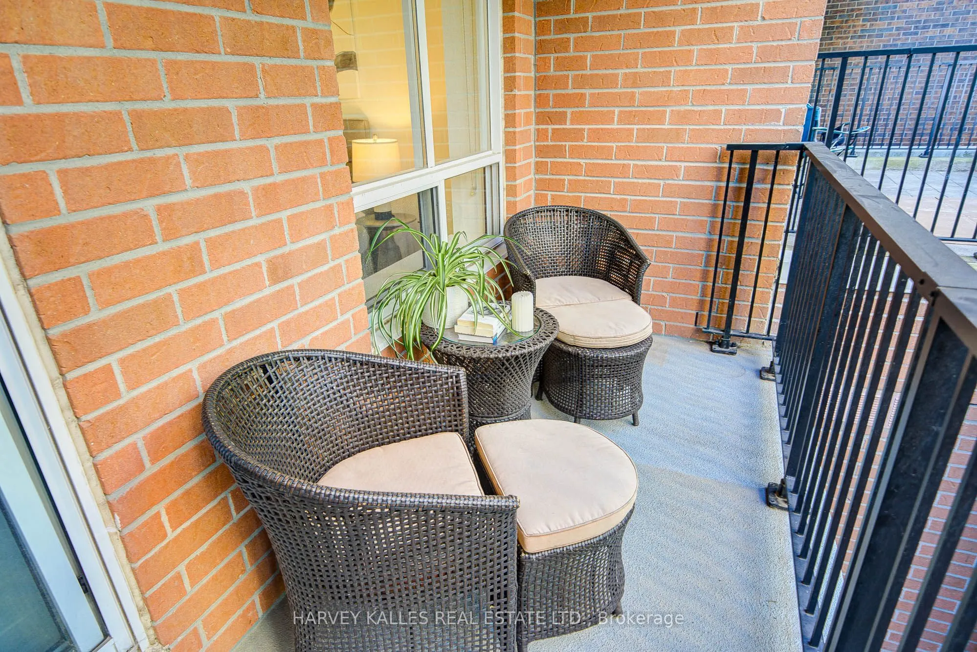 260 Merton Street, #210