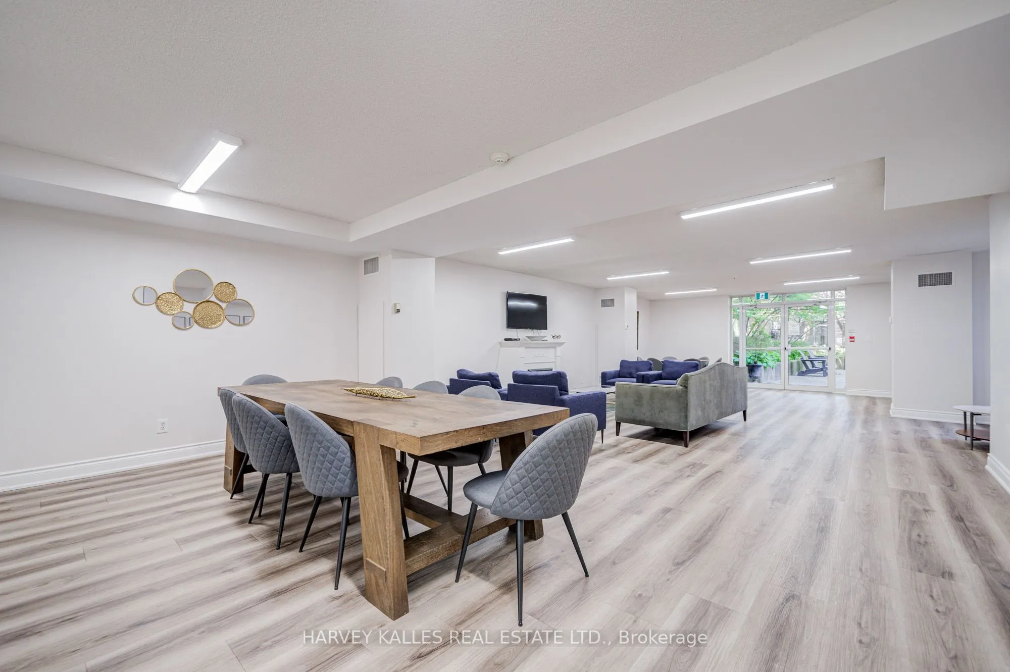 260 Merton Street, #210