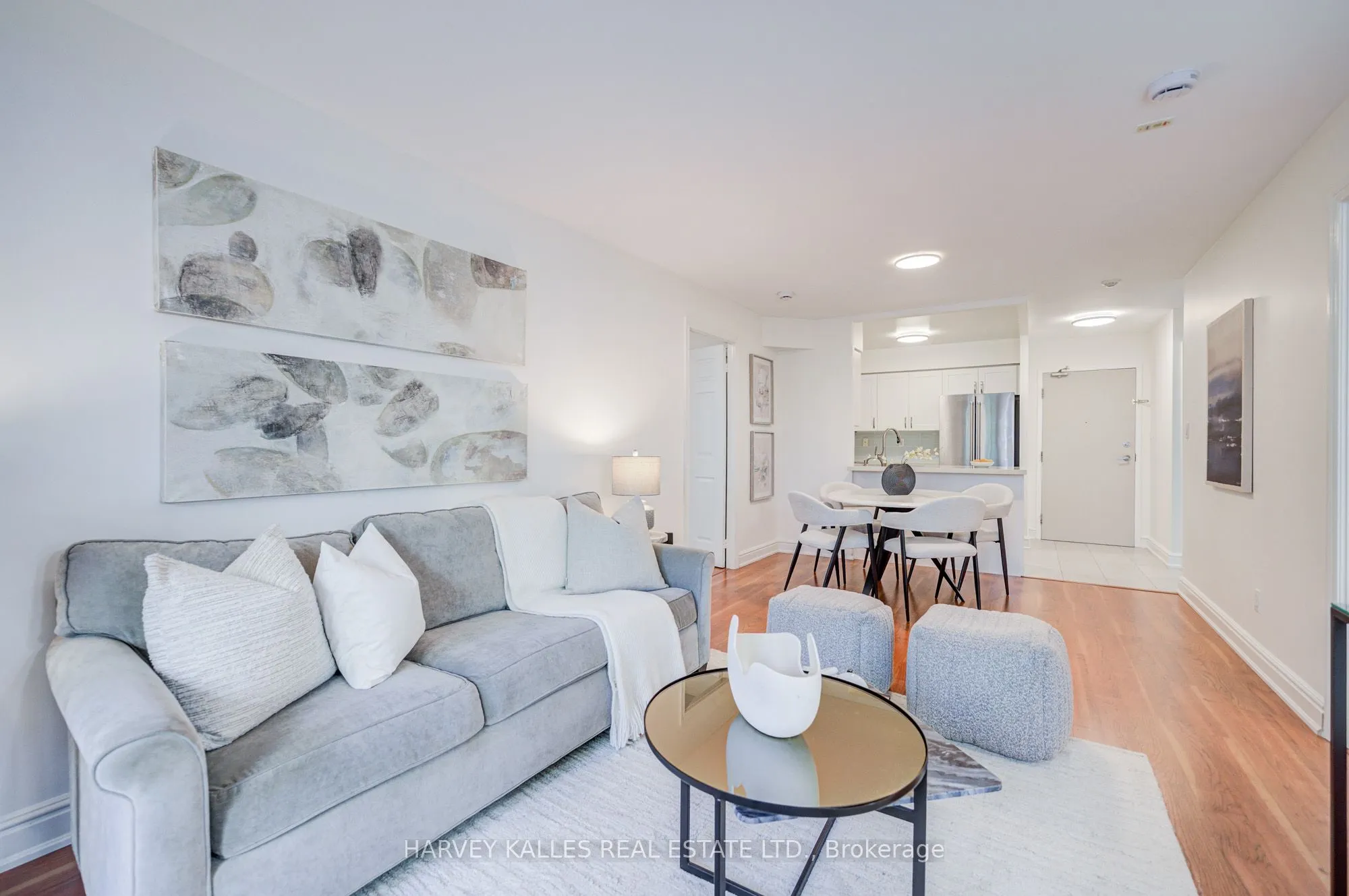 260 Merton Street, #210