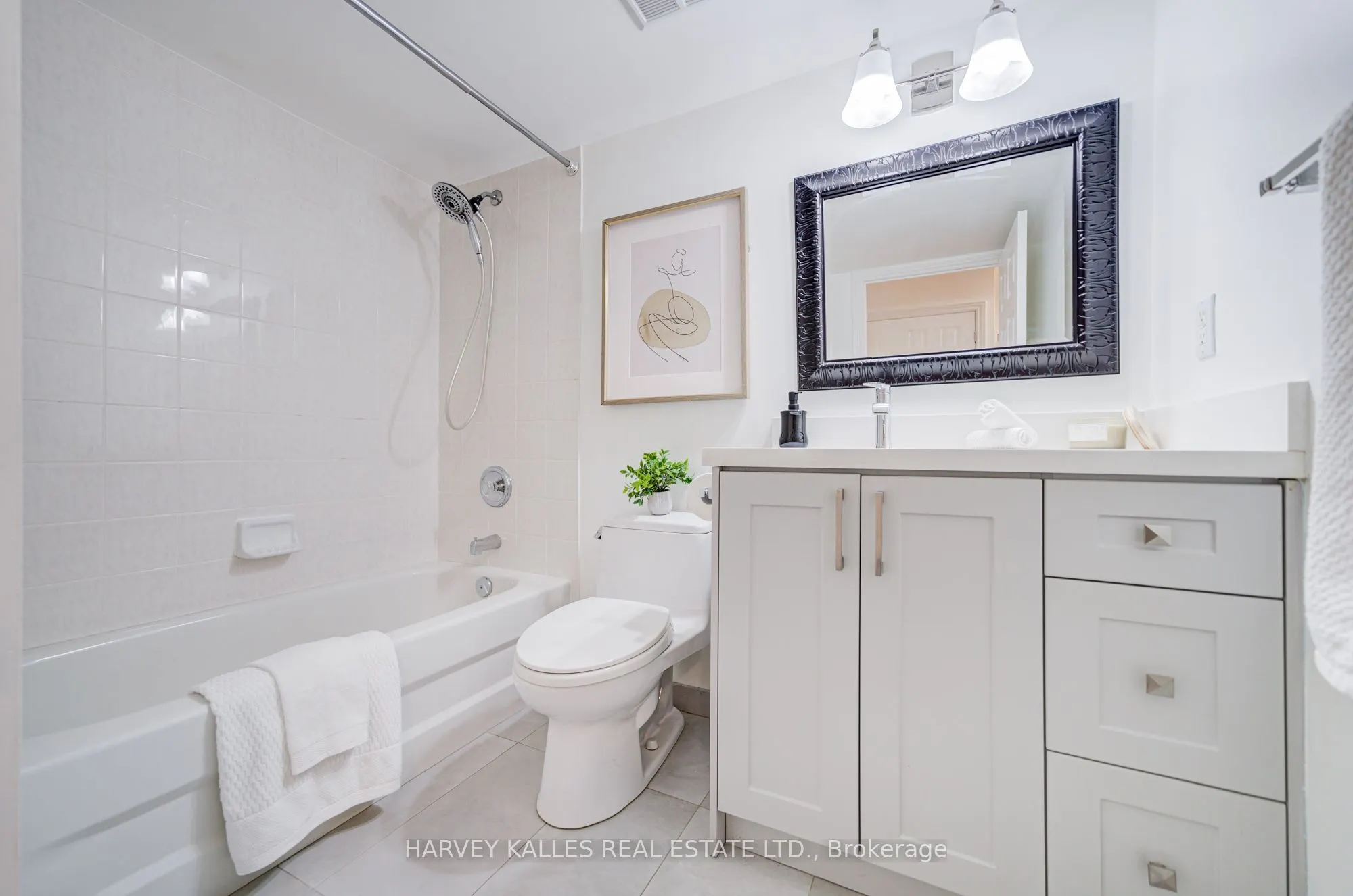 260 Merton Street, #210