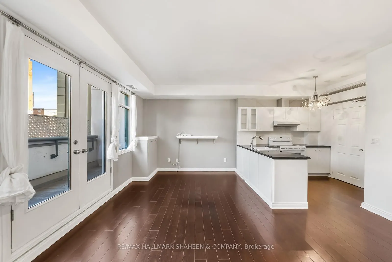 500 Richmond Street W, #331