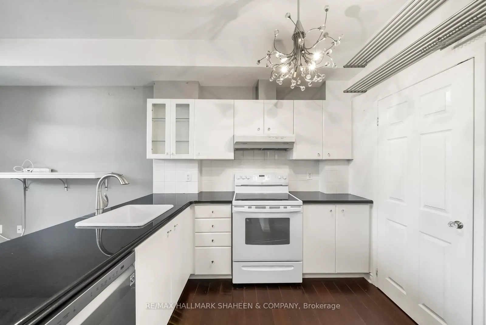 500 Richmond Street W, #331