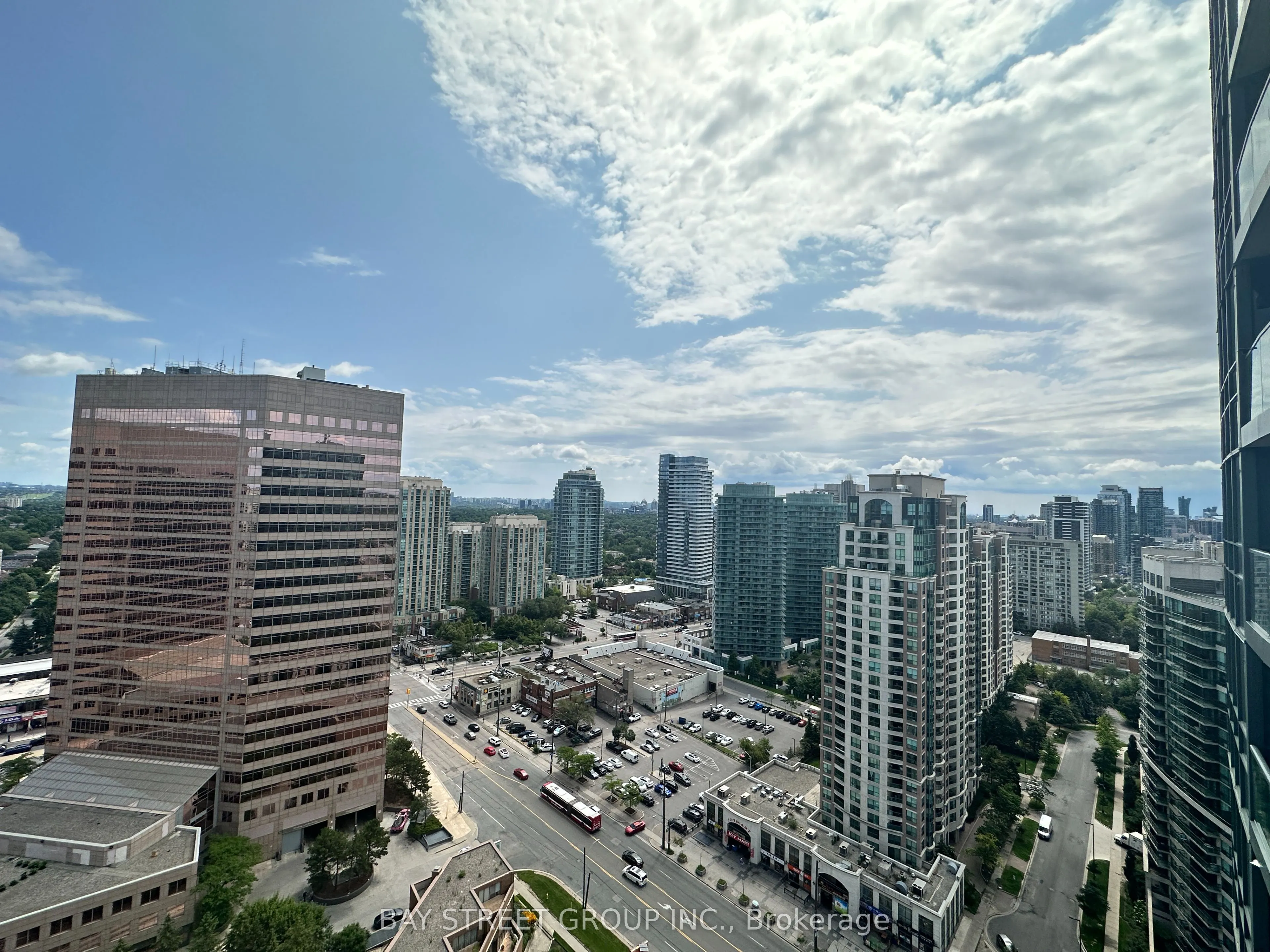 15 Greenview Avenue, #2614