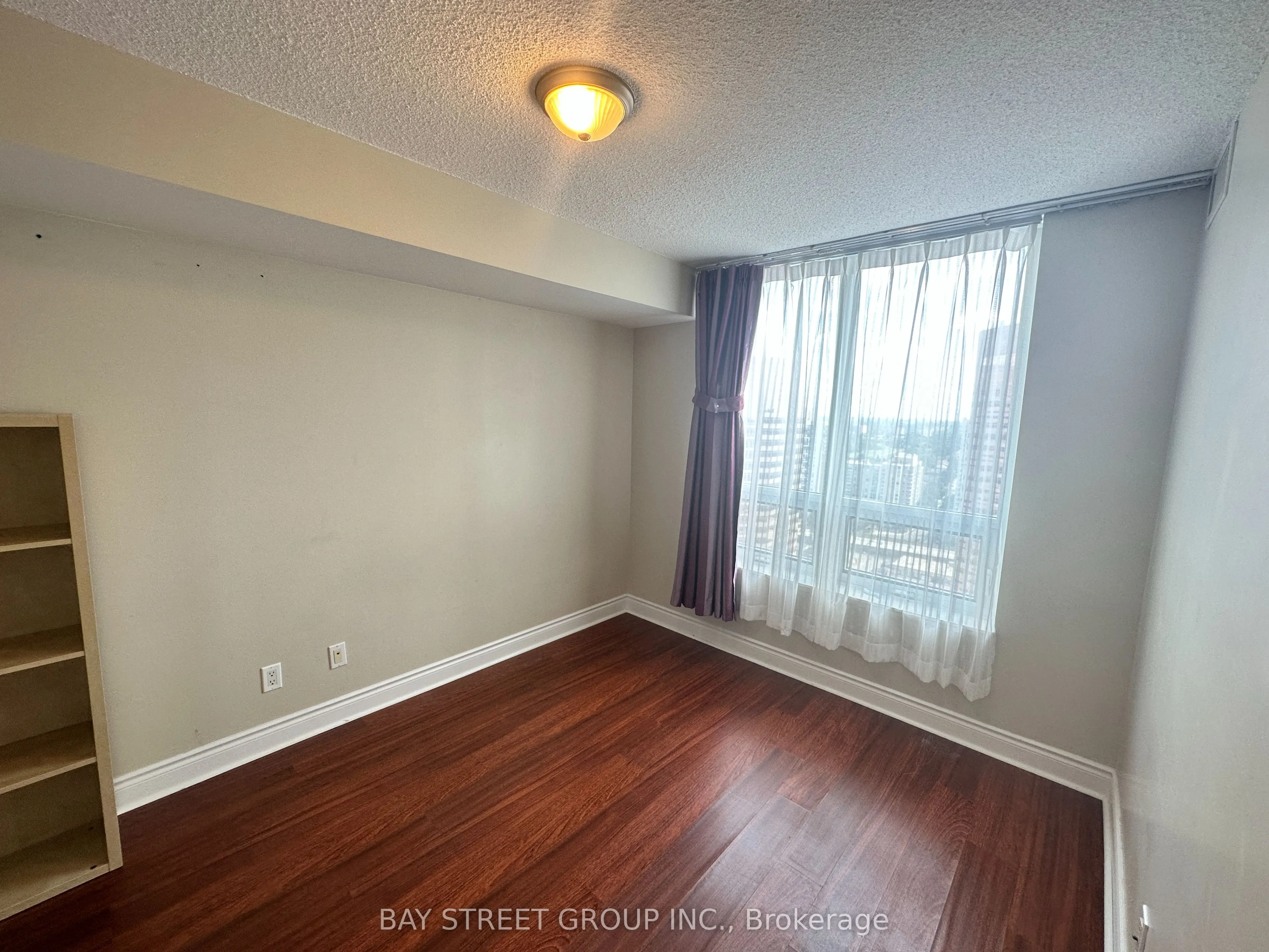 15 Greenview Avenue, #2614
