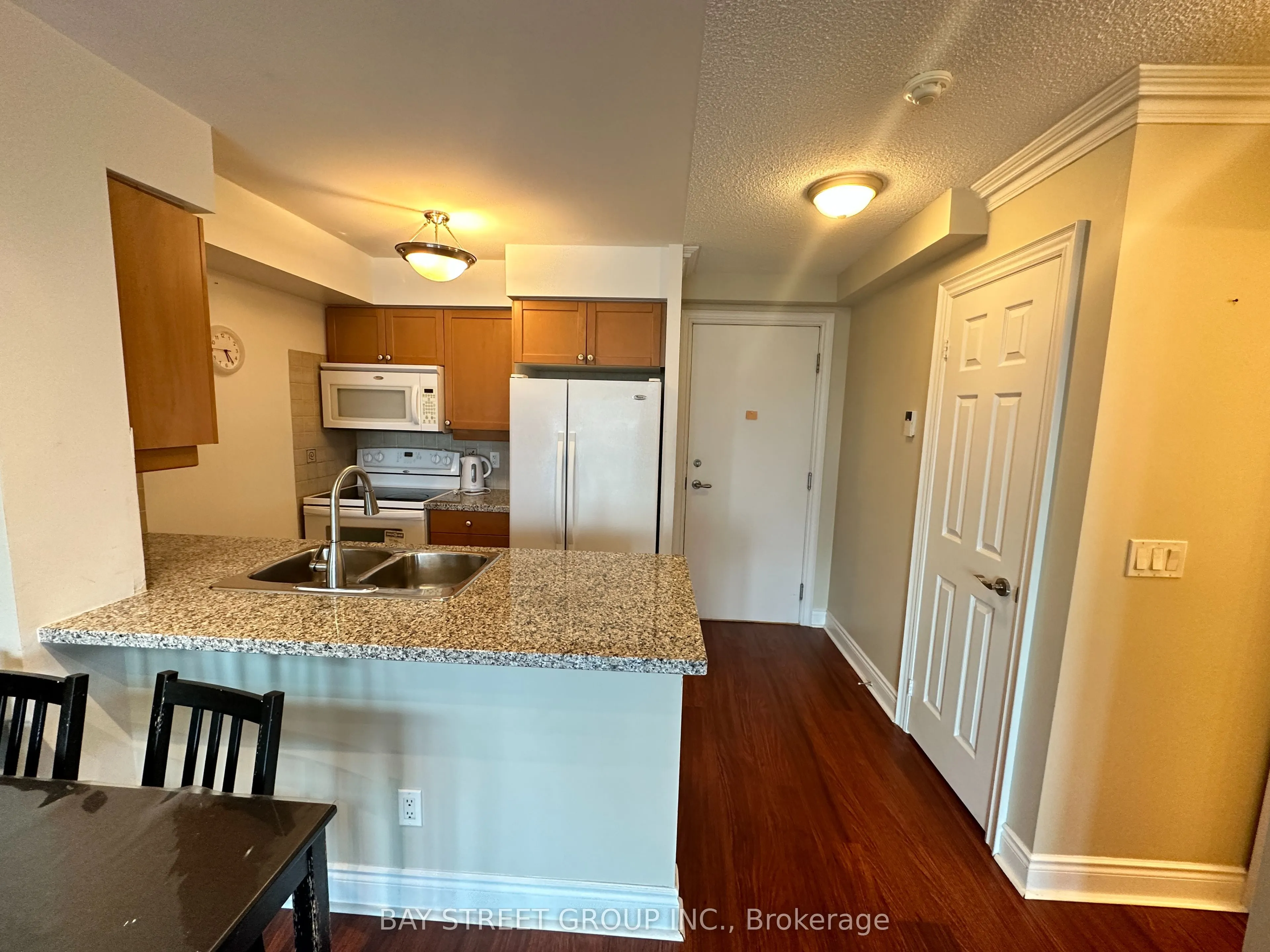 15 Greenview Avenue, #2614