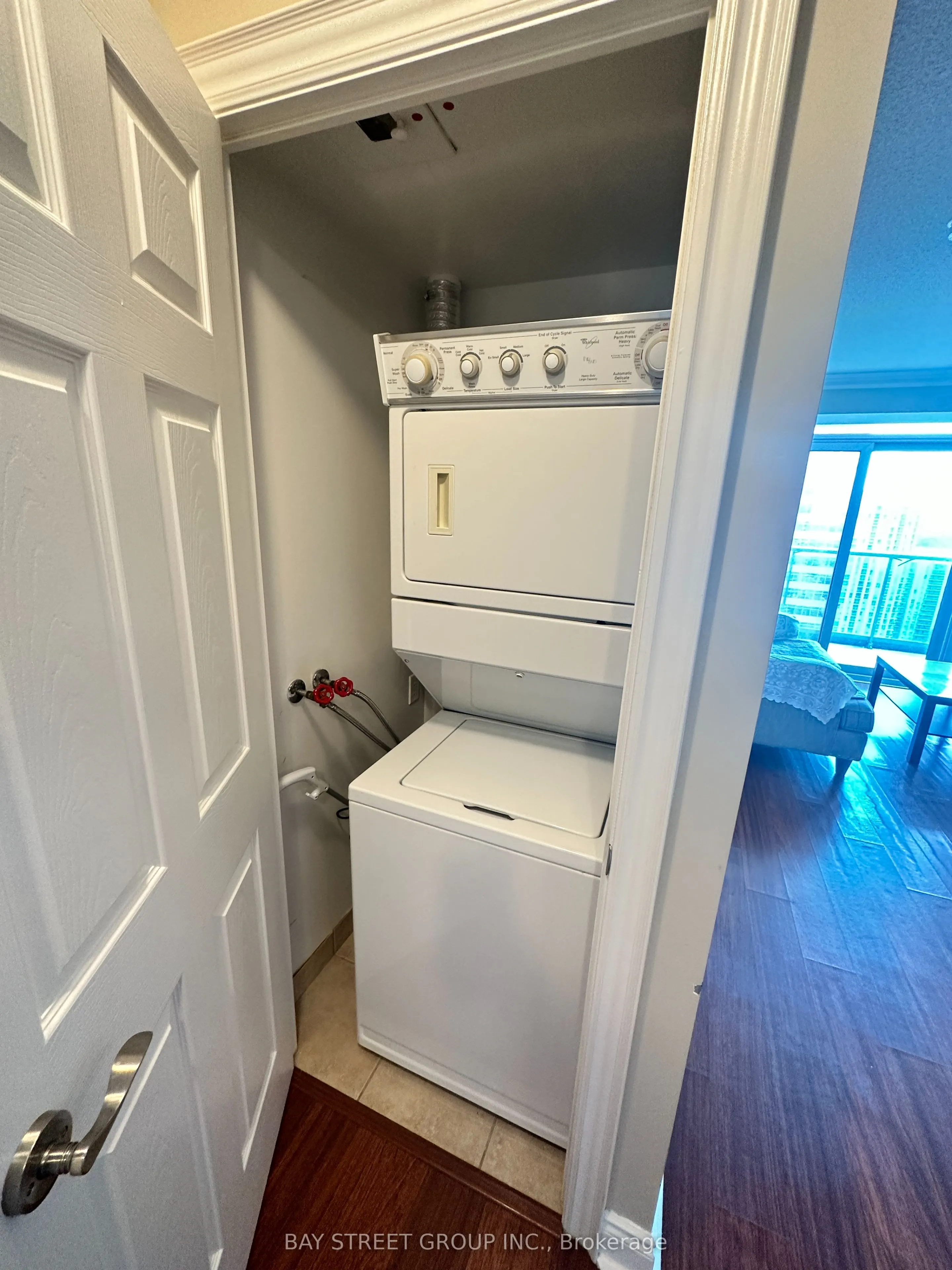 15 Greenview Avenue, #2614