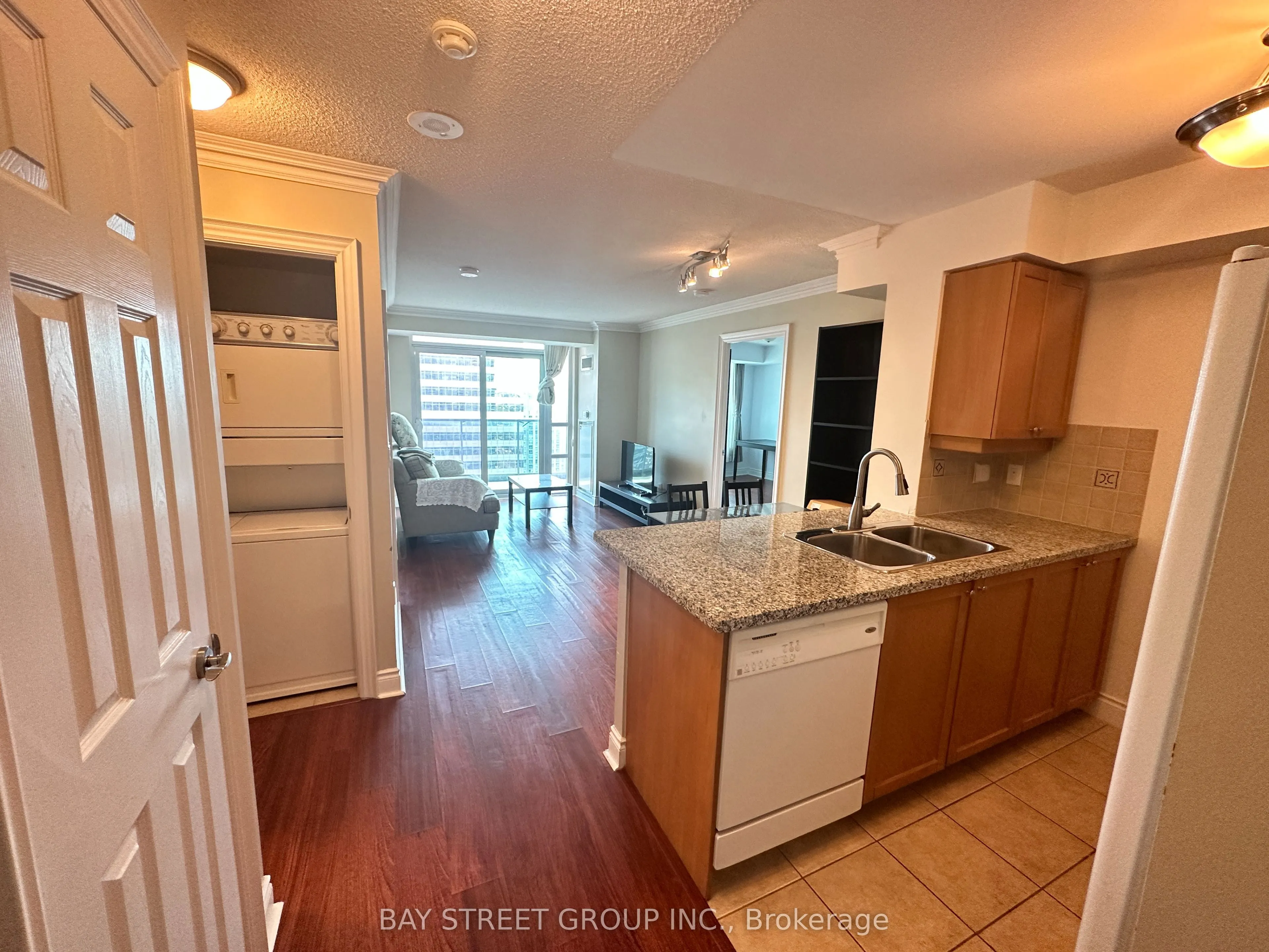 15 Greenview Avenue, #2614