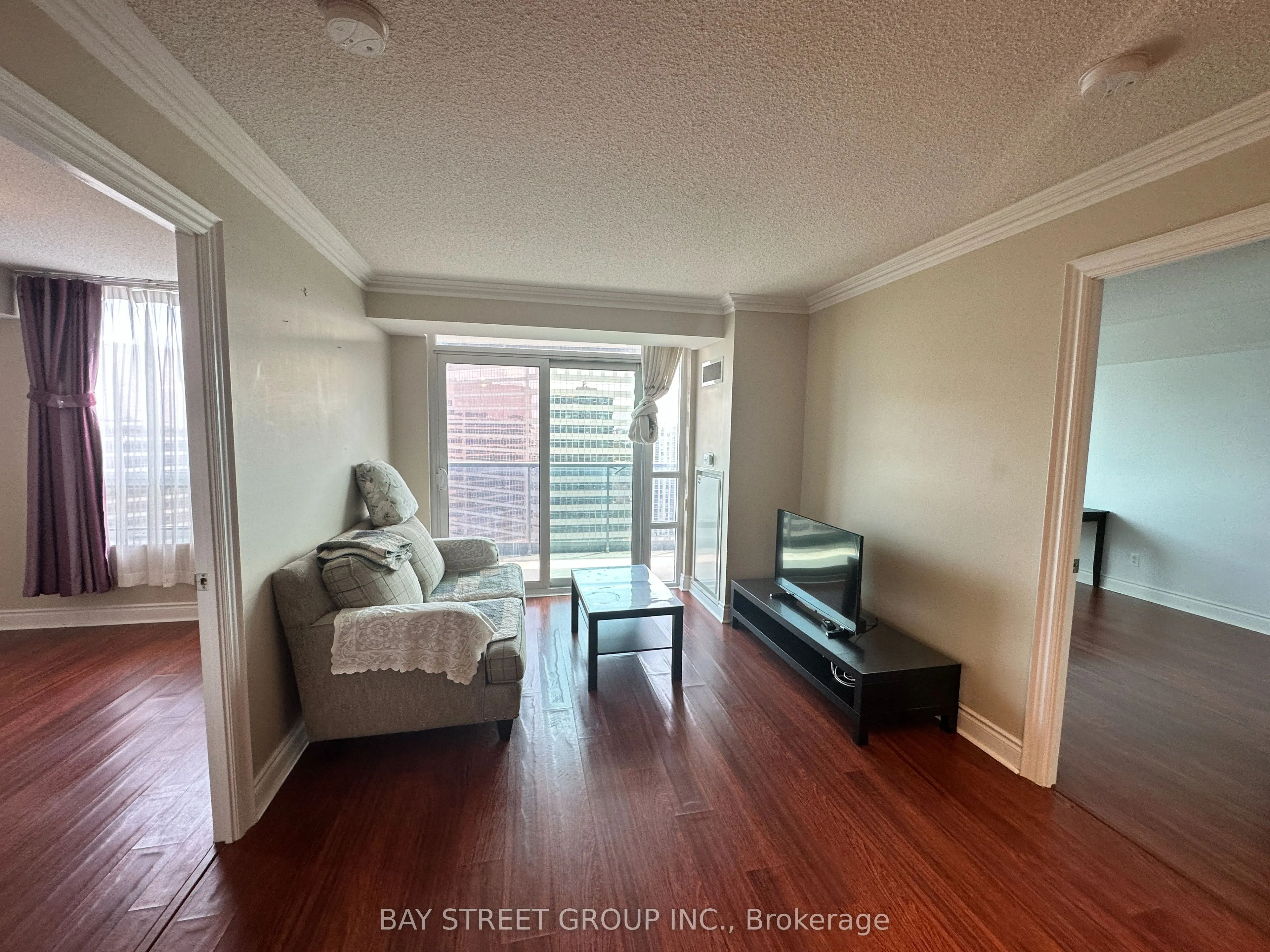 15 Greenview Avenue, #2614