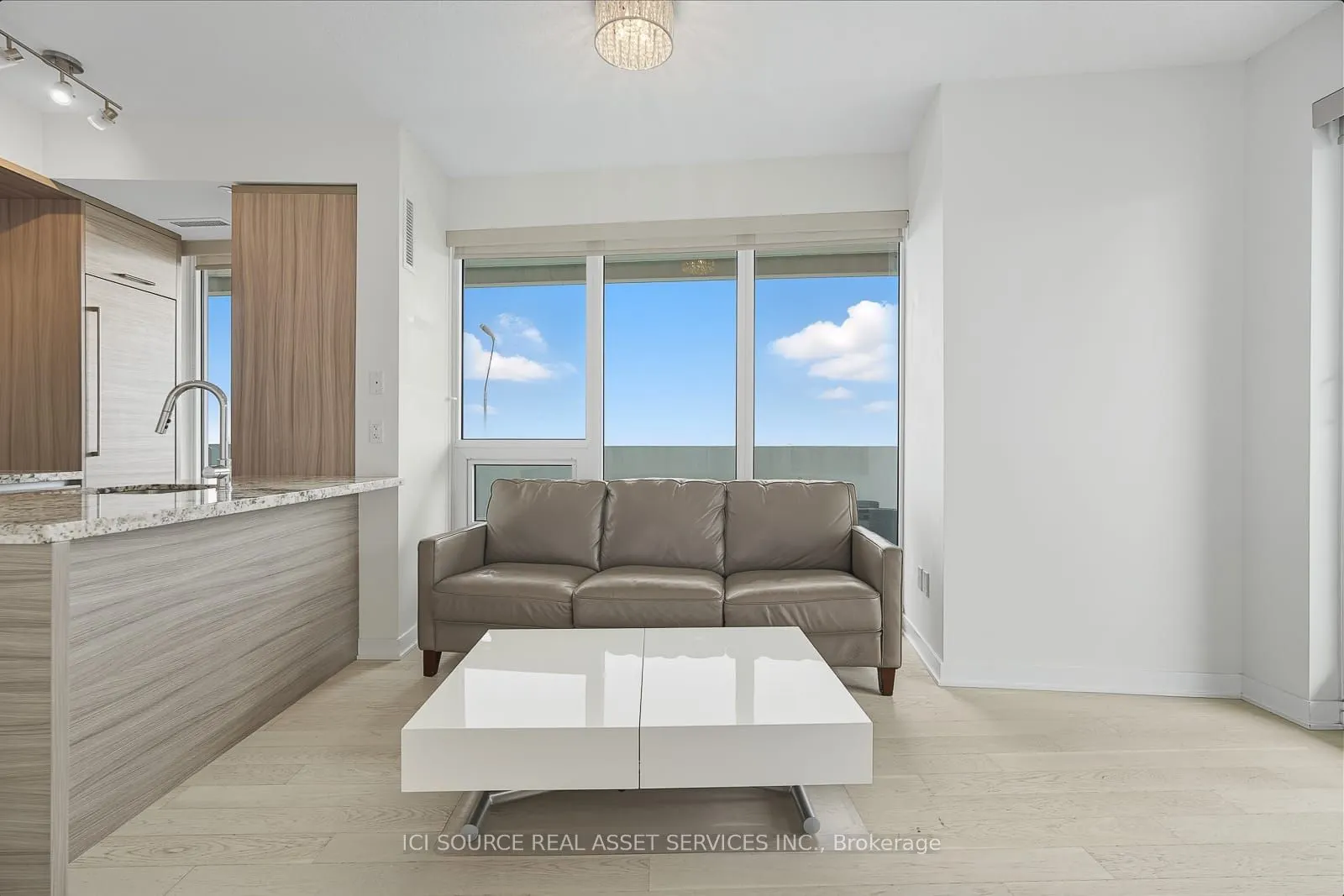2221 Yonge Street, #3109