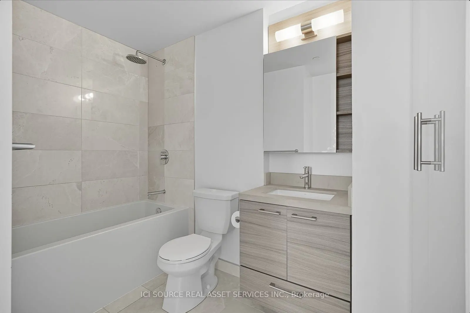 2221 Yonge Street, #3109