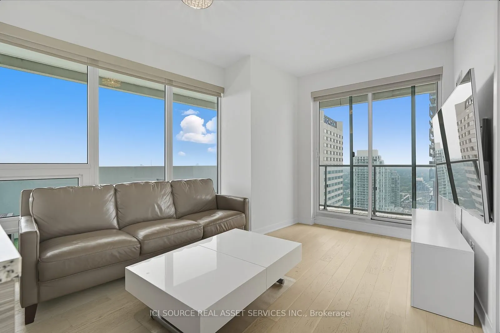 2221 Yonge Street, #3109