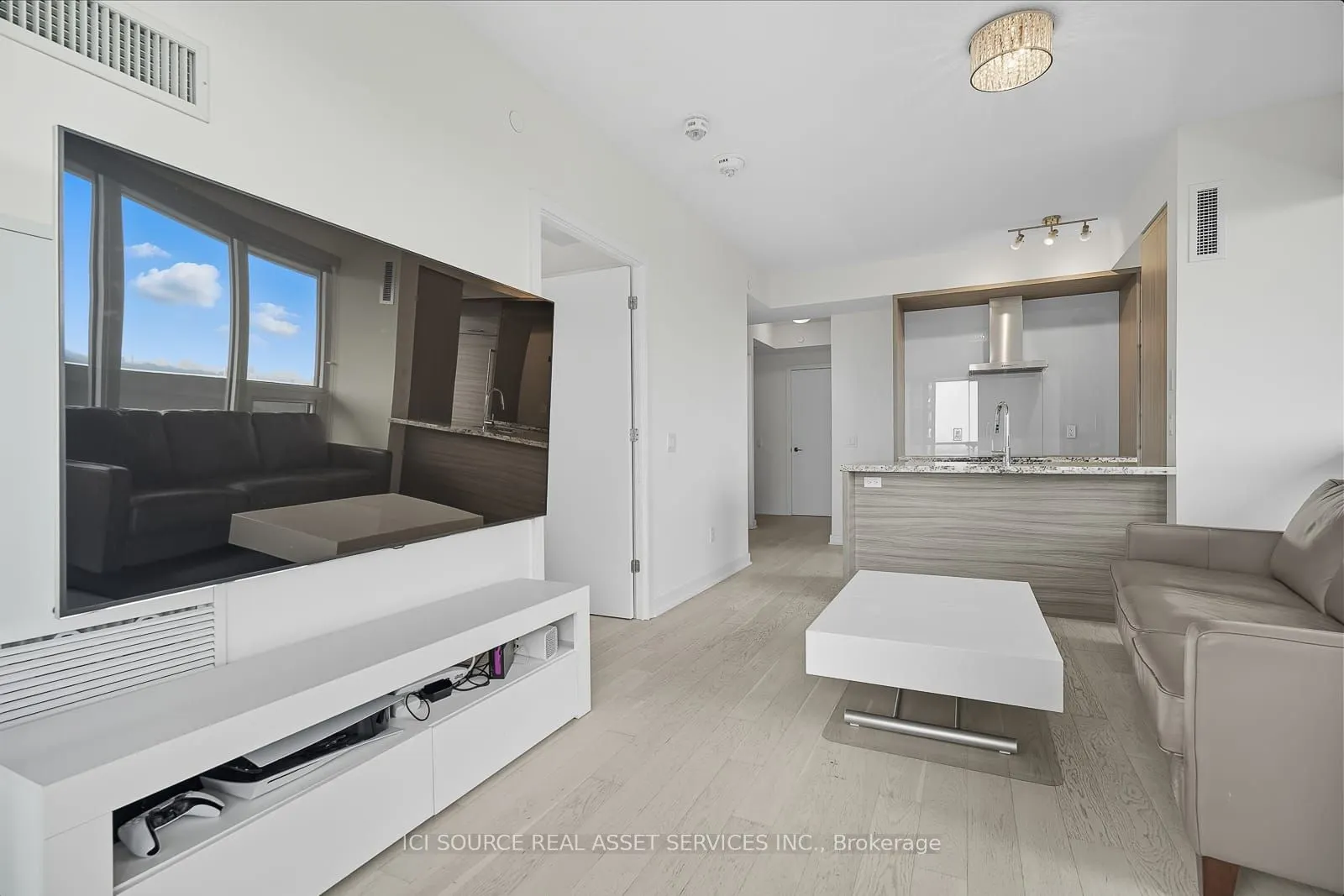 2221 Yonge Street, #3109
