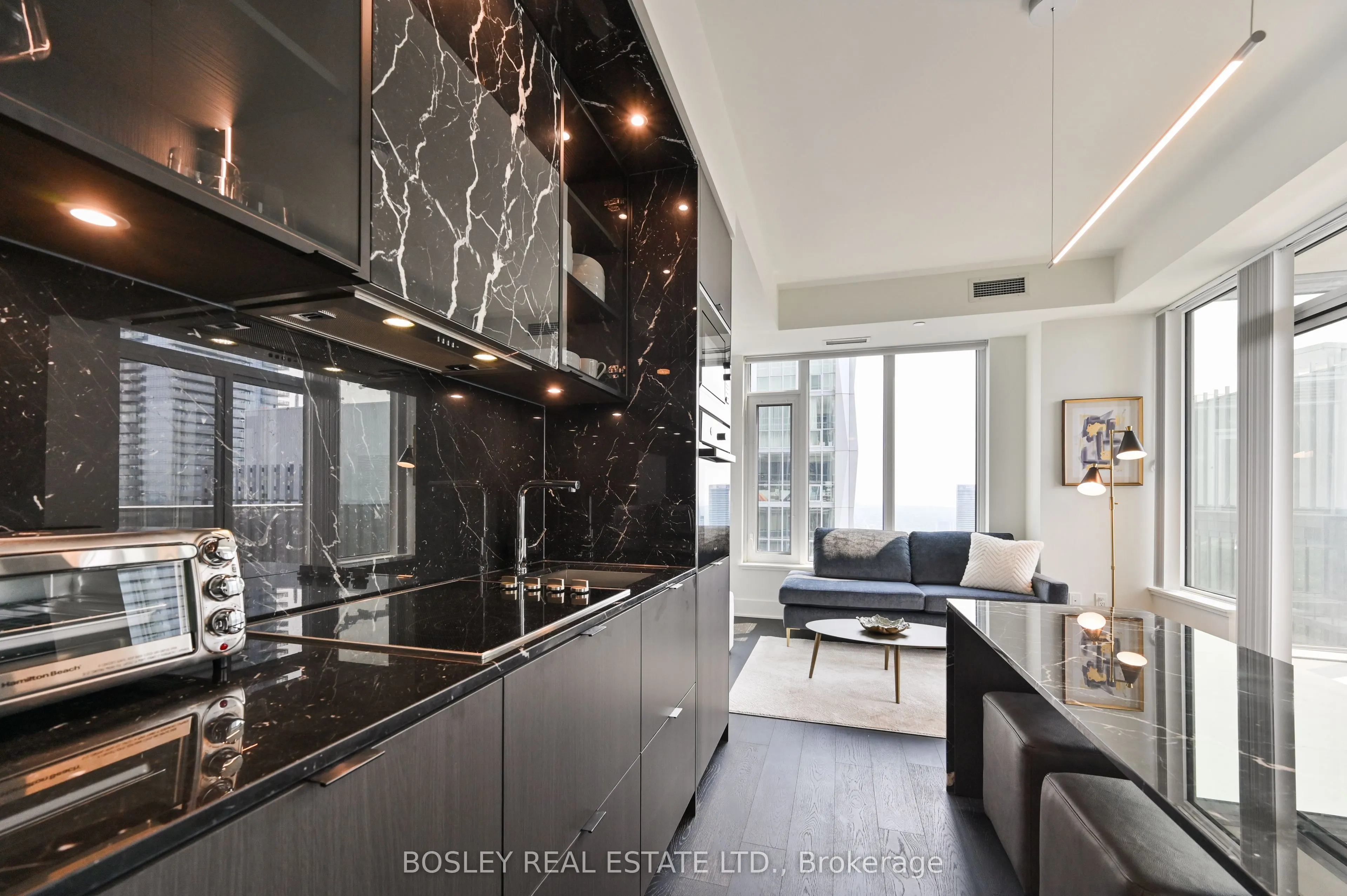 11 Yorkville Avenue, #5007