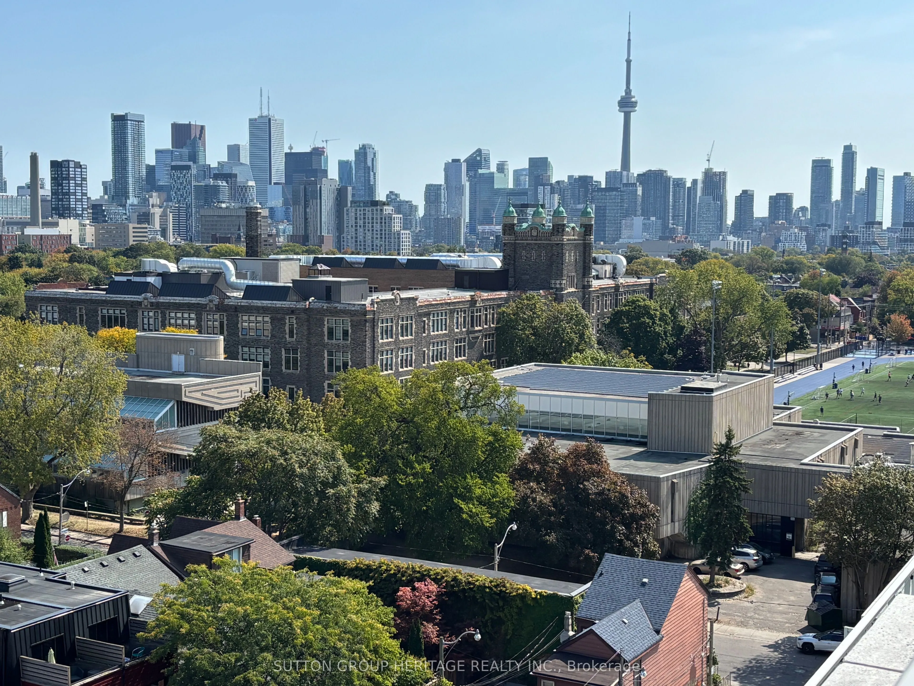 783 Bathurst Street, #814