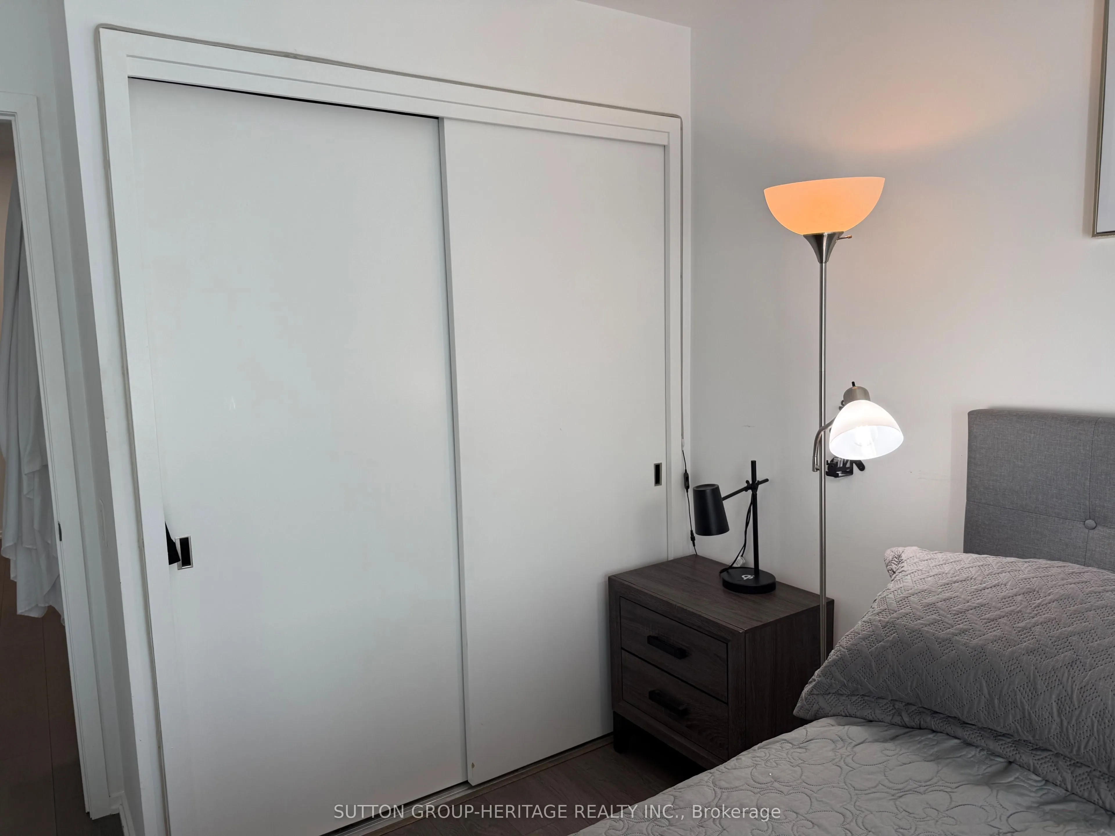 783 Bathurst Street, #814