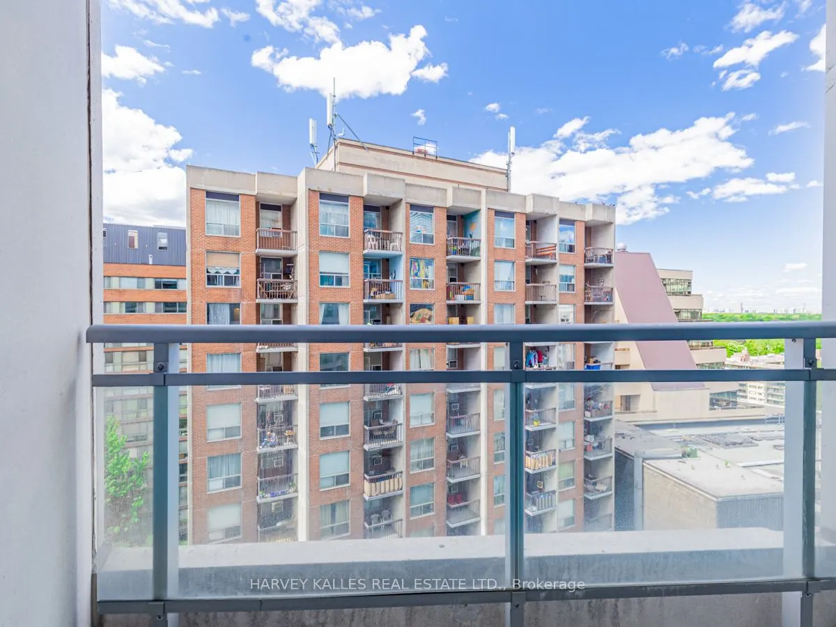 8 Scollard Street, #1301
