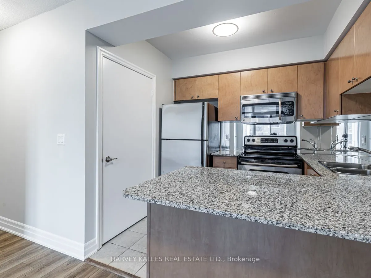 8 Scollard Street, #1301