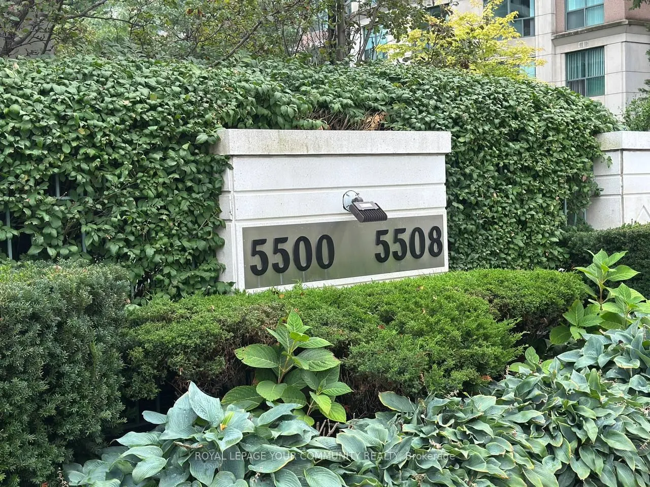 5500 Yonge Street, #1003