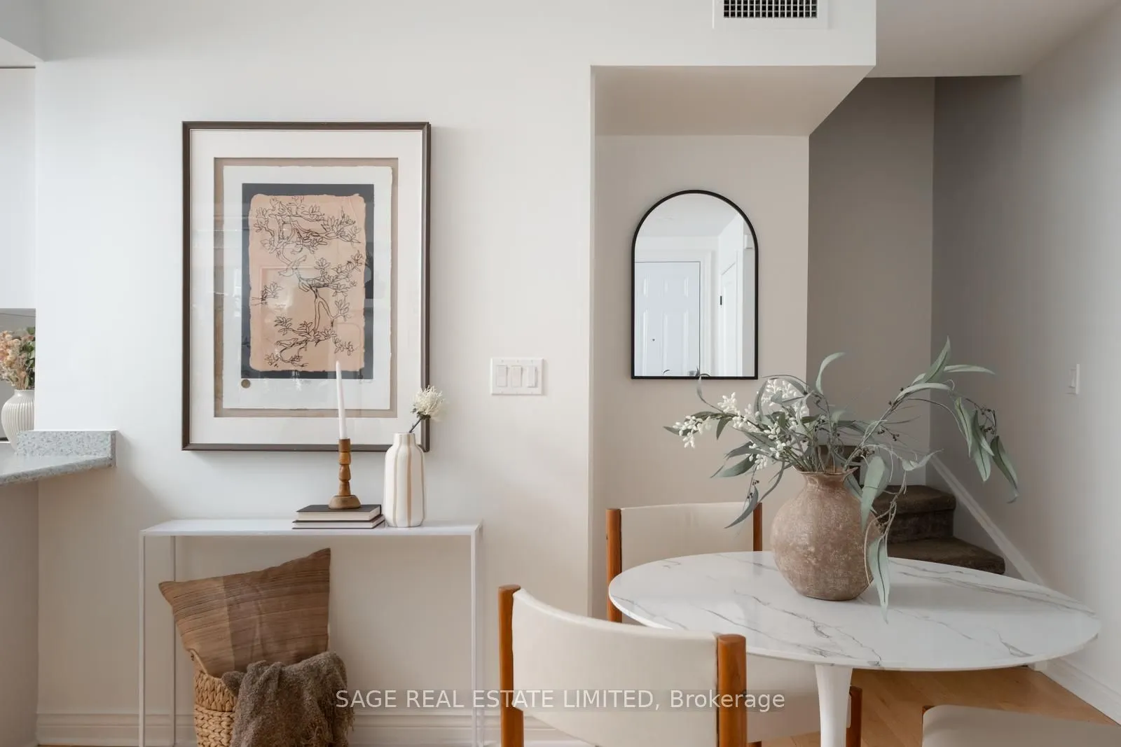 87 Lillian Street, #6