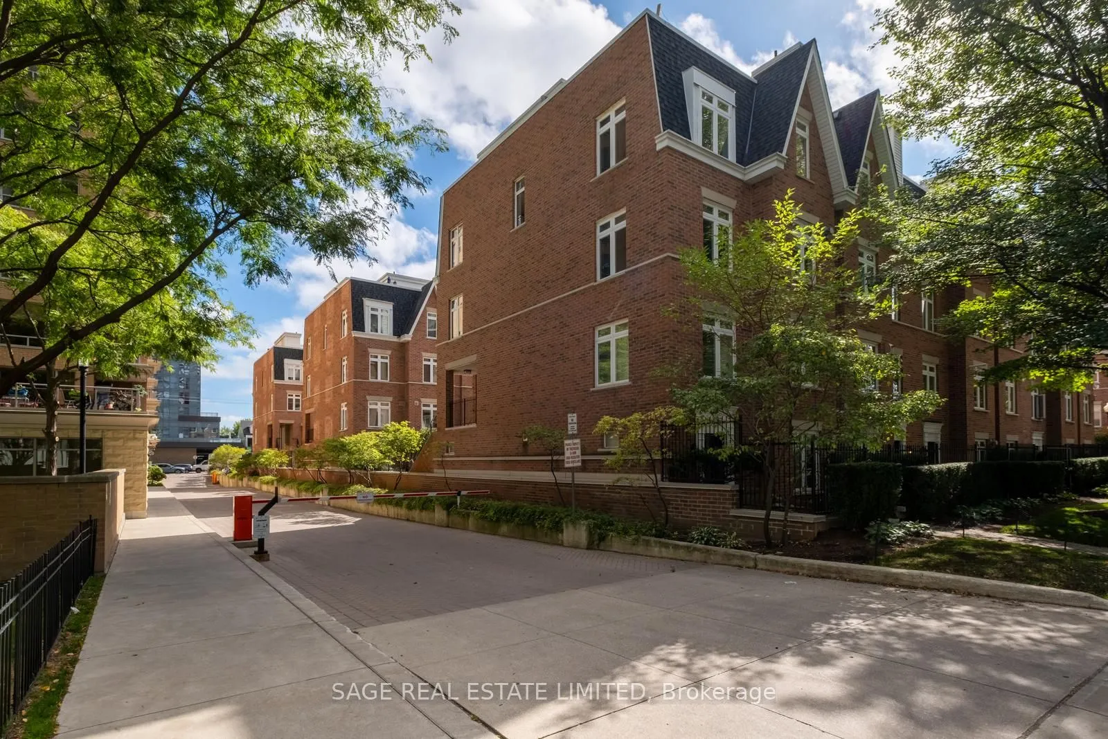 87 Lillian Street, #6