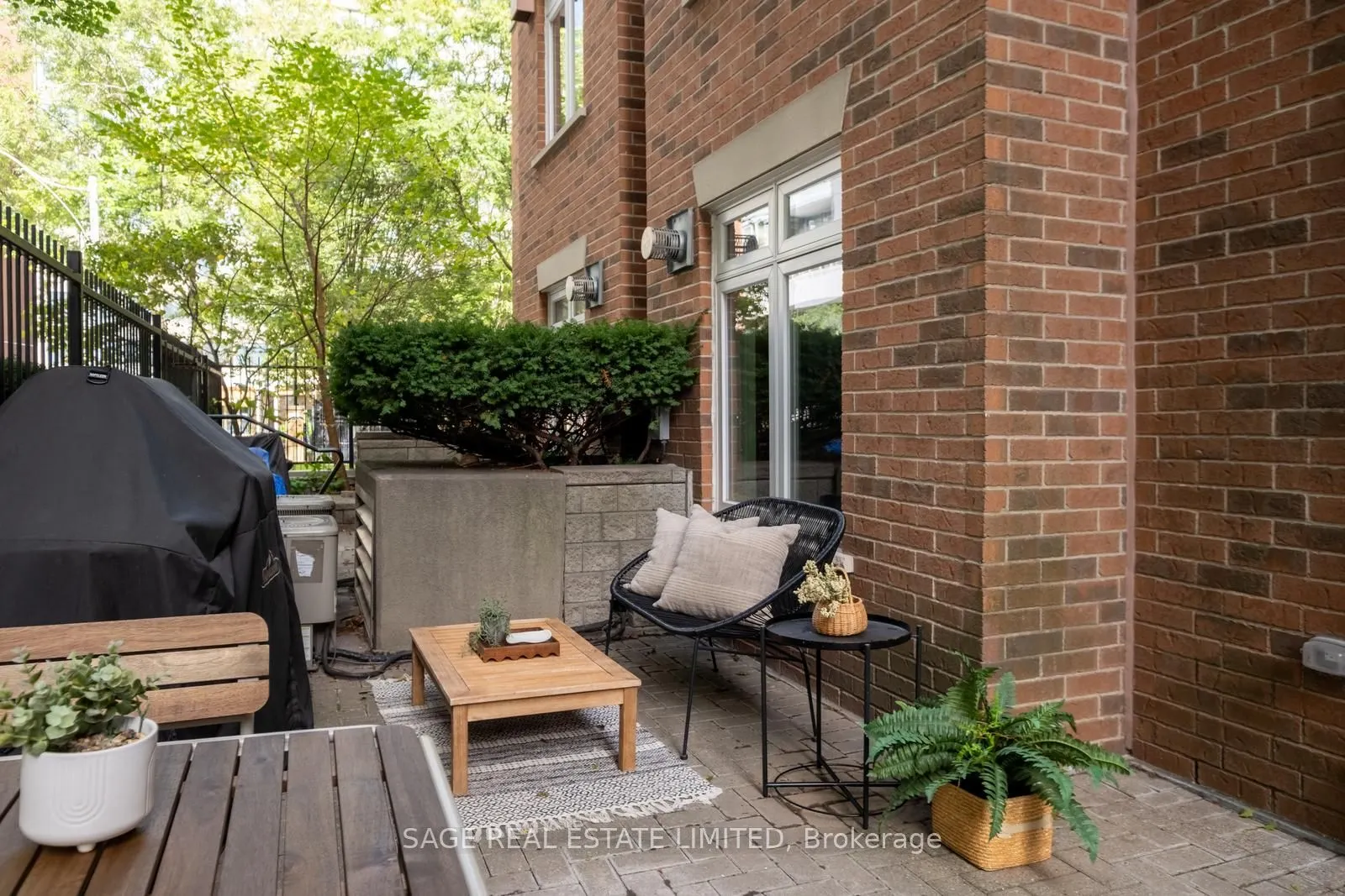 87 Lillian Street, #6