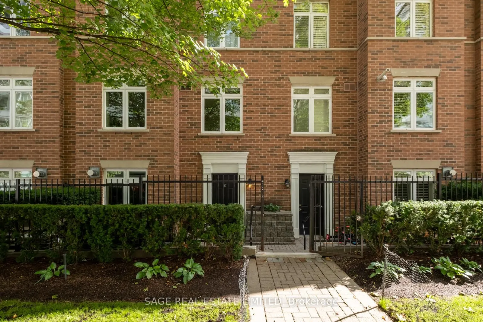 87 Lillian Street, #6