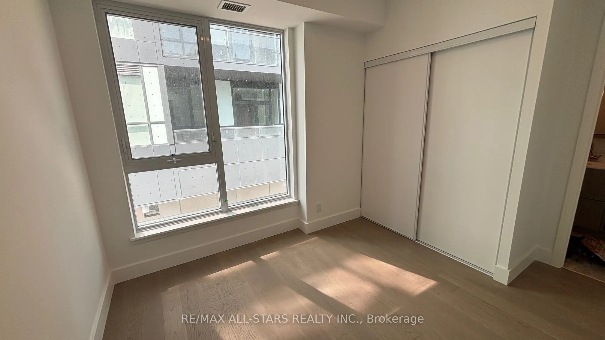 16 Greenbriar Road, #TH 5