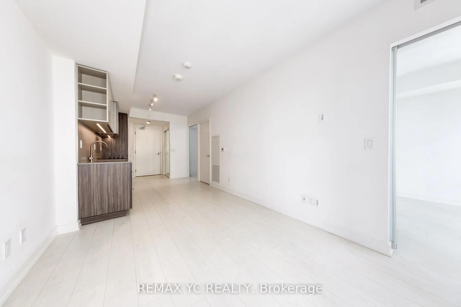 19 Western Battery Road