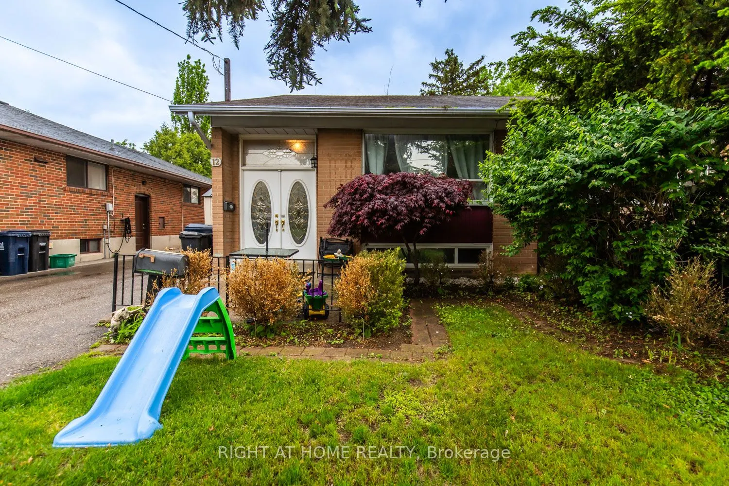 12 Murellen Crescent