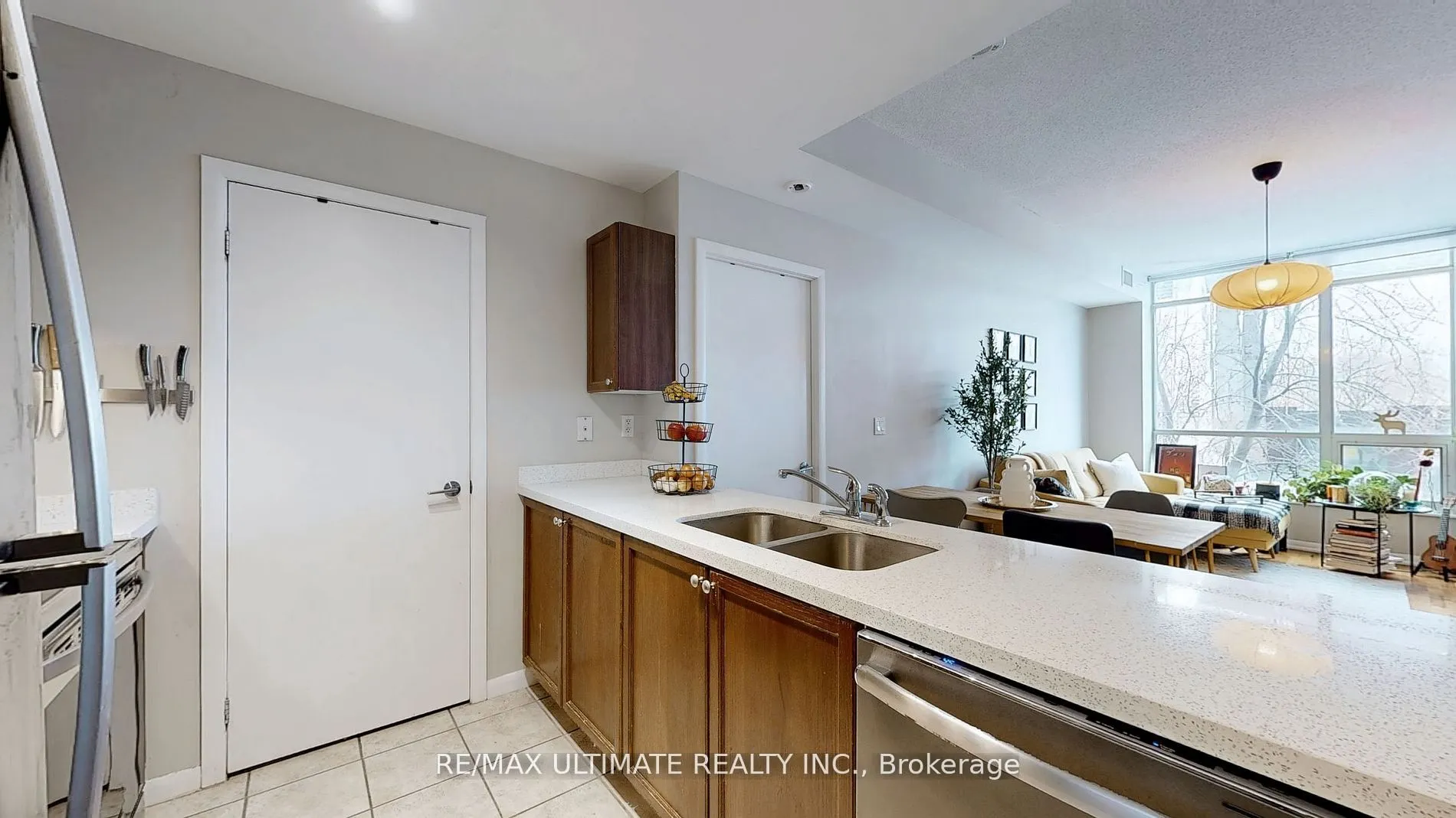 231 Fort York Boulevard, #228